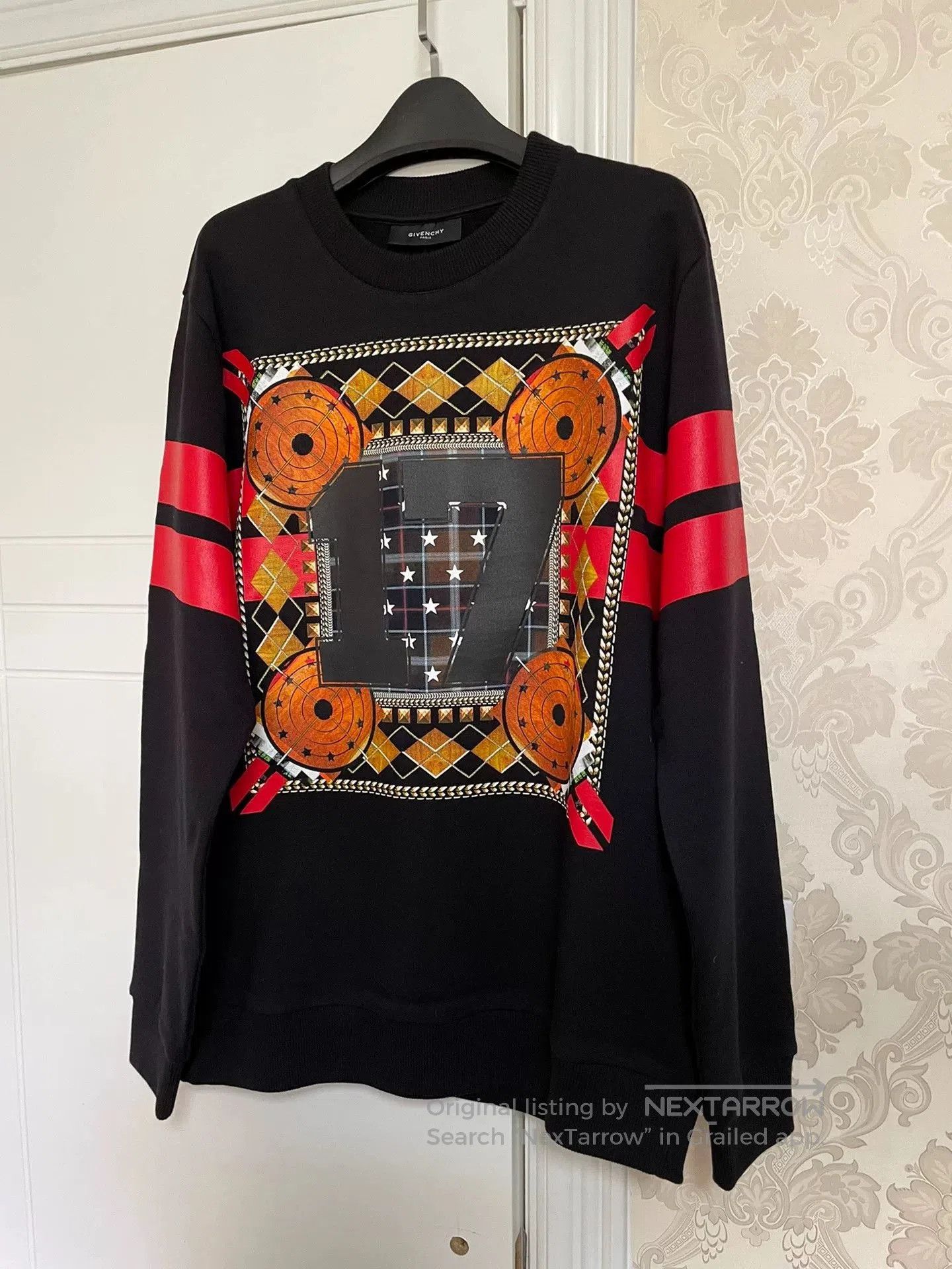 Givenchy Givenchy 17 Target Sweatshirt. Size US S / EU 44-46 / 1 - 3 Thumbnail