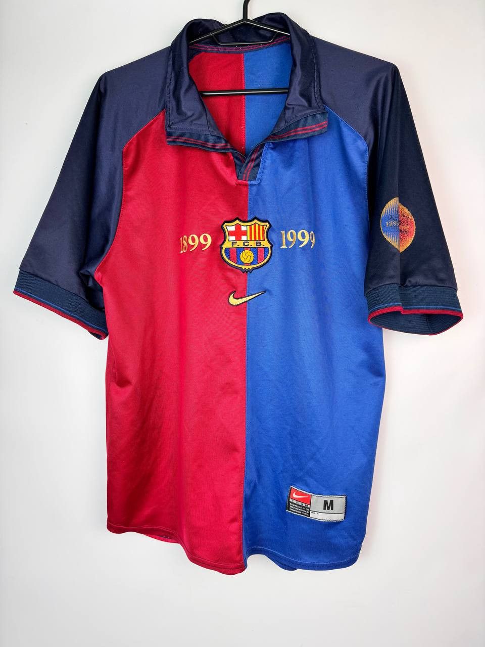 Nike FC Barcelona Figo 1999 2000 Nike Home Shirt Jersey Champions Size US M / EU 48-50 / 2 - 1 Thumbnail