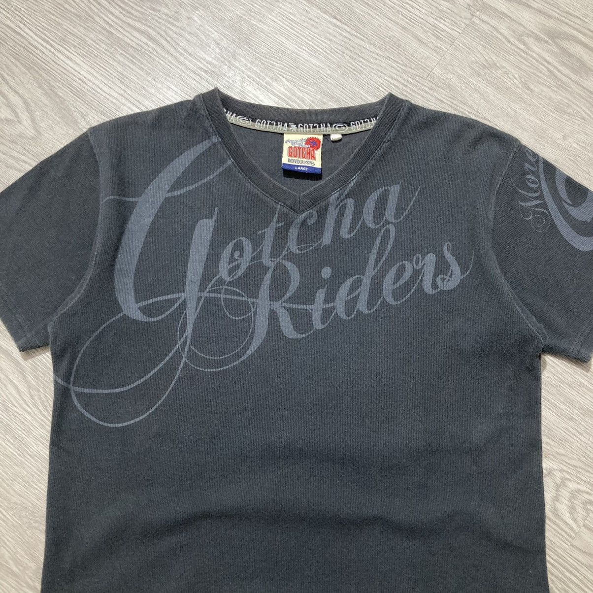 20471120 2000s Gotcha Surf Poem Logo T-shirt Tribal Punk Gothic Style Size US M / EU 48-50 / 2 - 2 Thumbnail