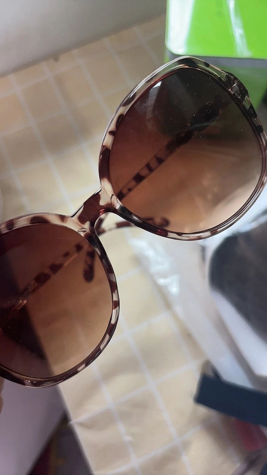 Other Oversized UV-Protection Fashion Sunglasses Size ONE SIZE - 2 Thumbnail