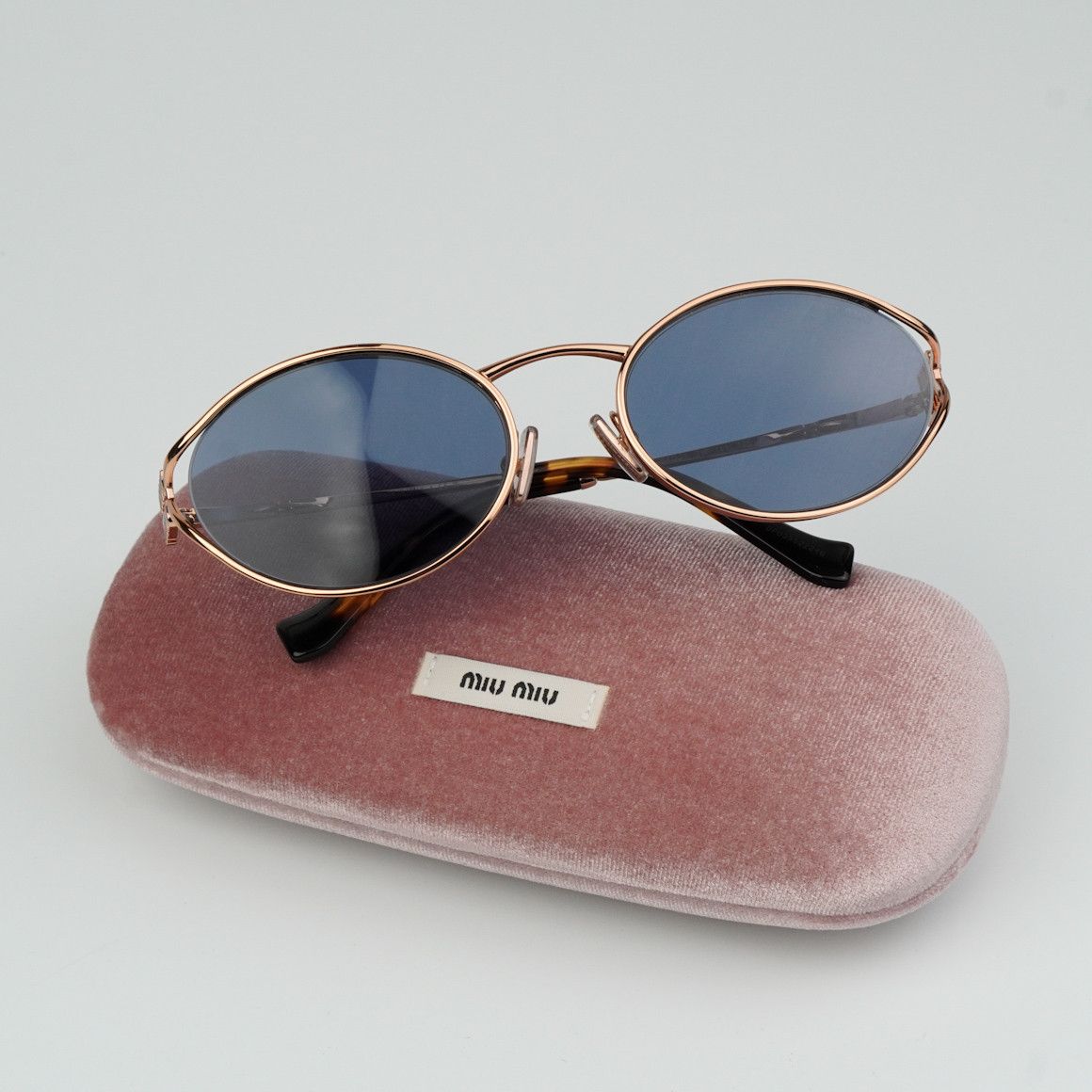 Miu Miu NEW Miu Miu MU52YS ZVF1V1 LOGO Oval Unisex Sunglasses Size ONE SIZE - 2 Thumbnail
