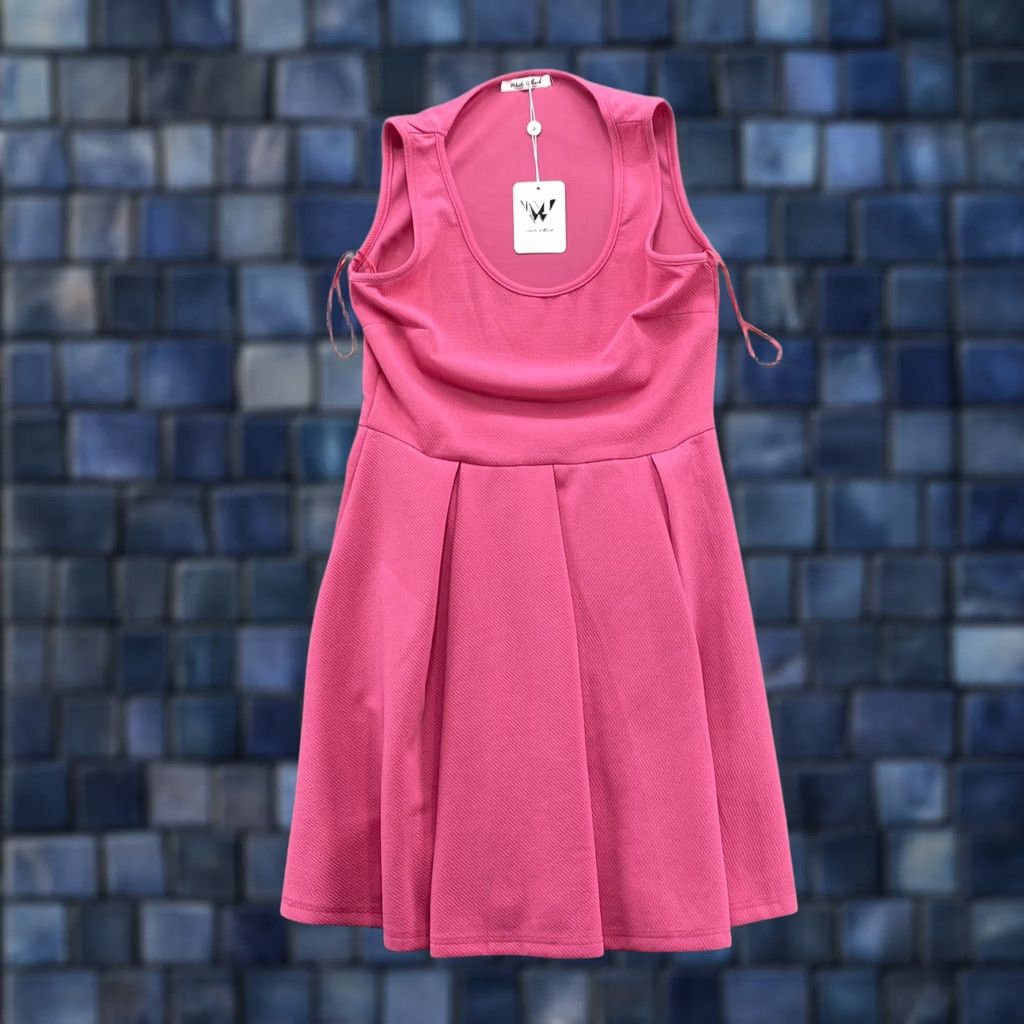 White Mark White Mark Women's Pink Sleeveless Fit & Flare Dress in Size M  NEW | Grailed