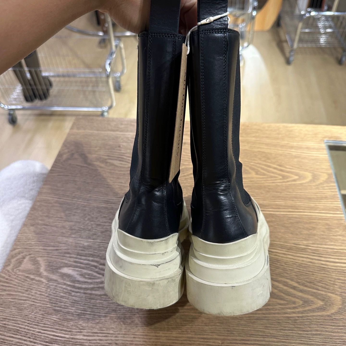 Bottega Veneta BOTTEGA VENETA may187 thick sole chelsea boots 35 Size US 4.5 / IT 34.5 - 5 Thumbnail