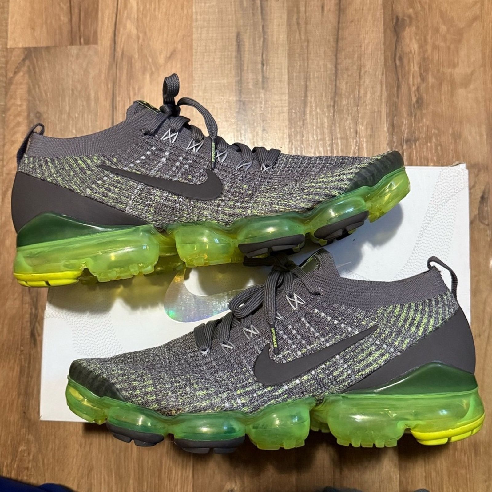 Nike 2019 Nike Air Vapormax Flyknit 3 Gunsmoke Thunder Grey Volt Size US 9.5 / EU 42-43 - 1 Thumbnail