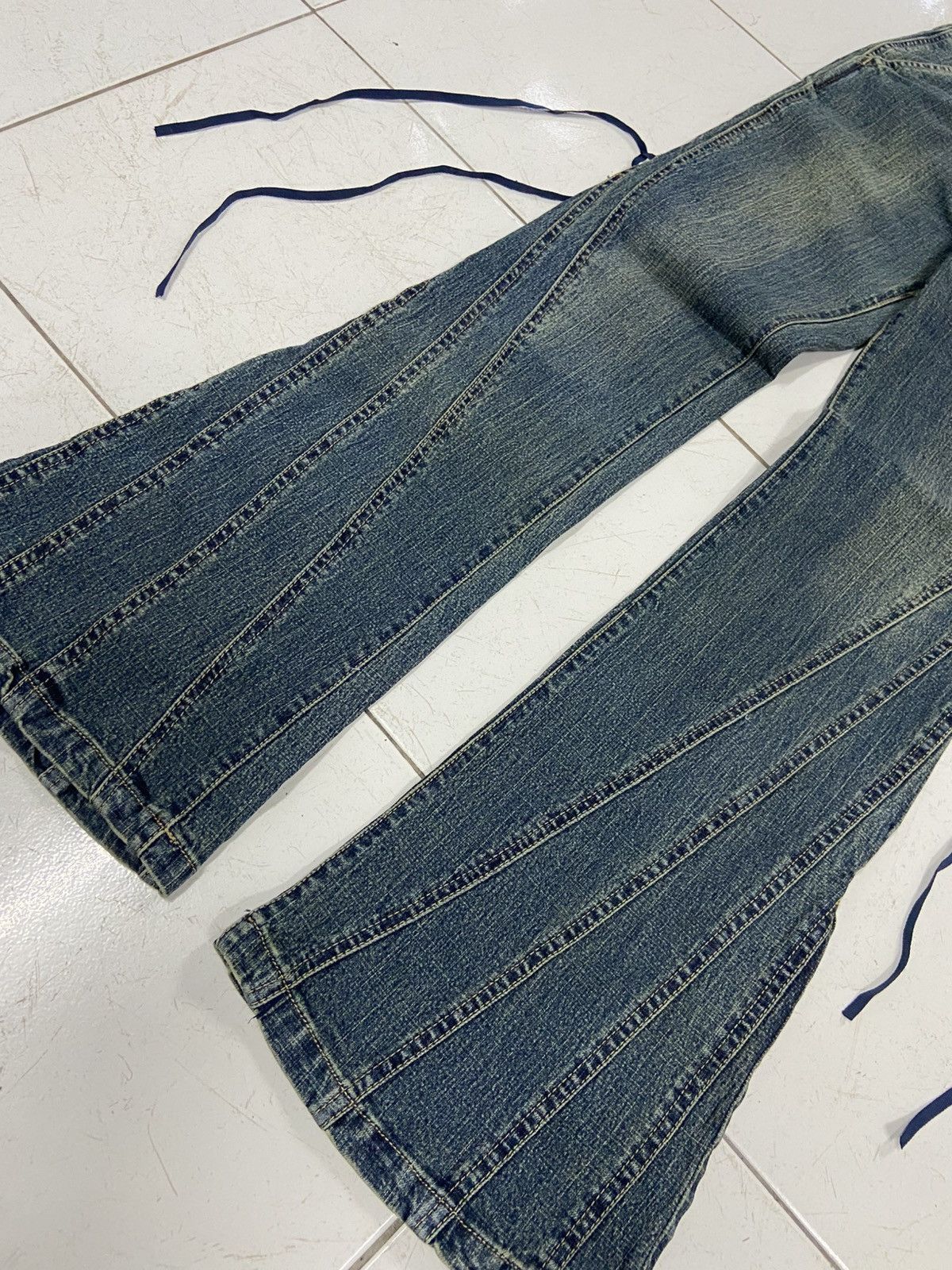 Japanese Brand BROW DWIN FLARE DENIM JEANS Size 24" / US 00 / IT 34 - 4 Thumbnail