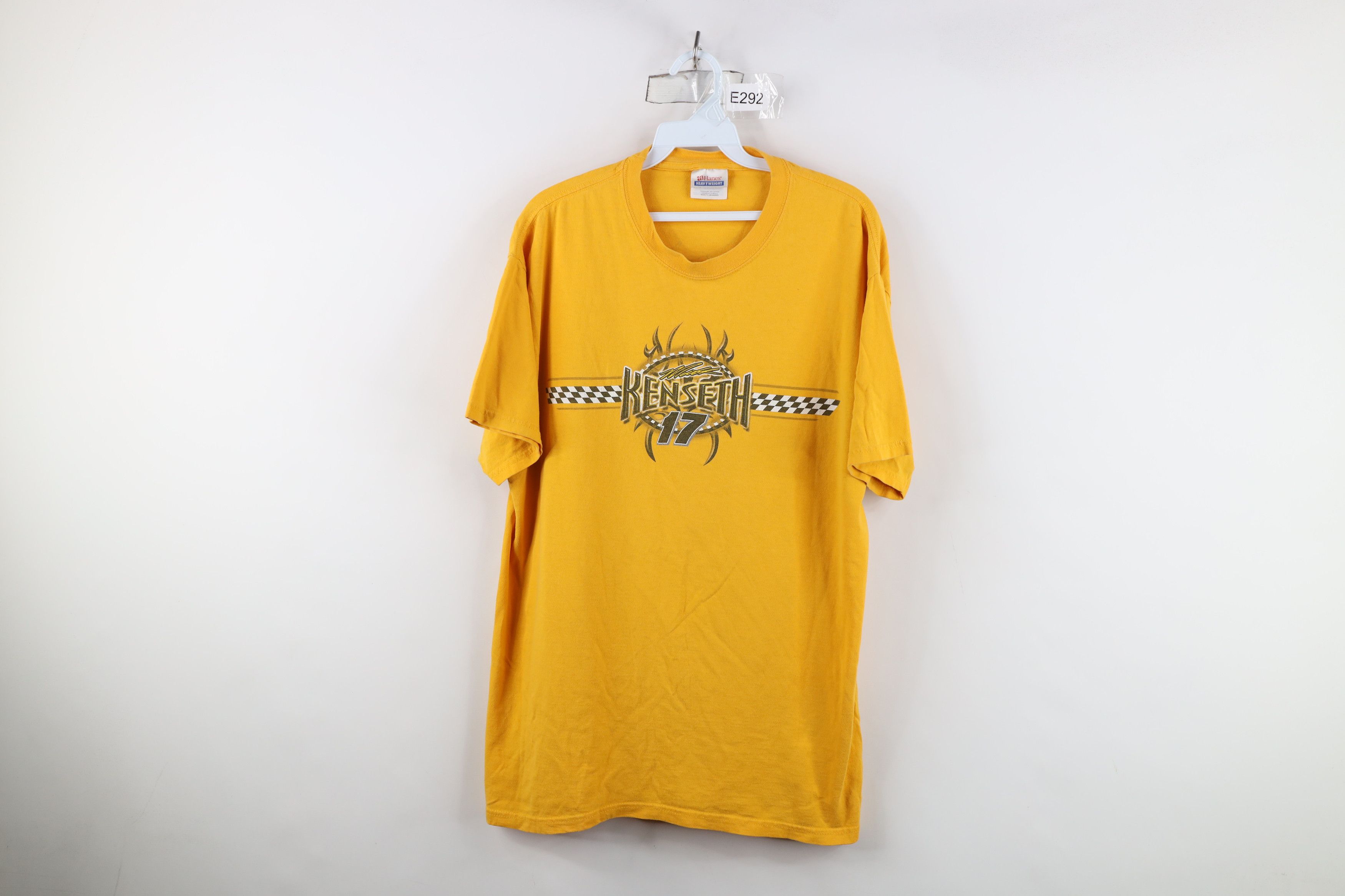 Vintage Vintage Y2K 2002 NASCAR Kenseth Racing Dragon Tribal T-Shirt Size US L / EU 52-54 / 3 - 1 Thumbnail