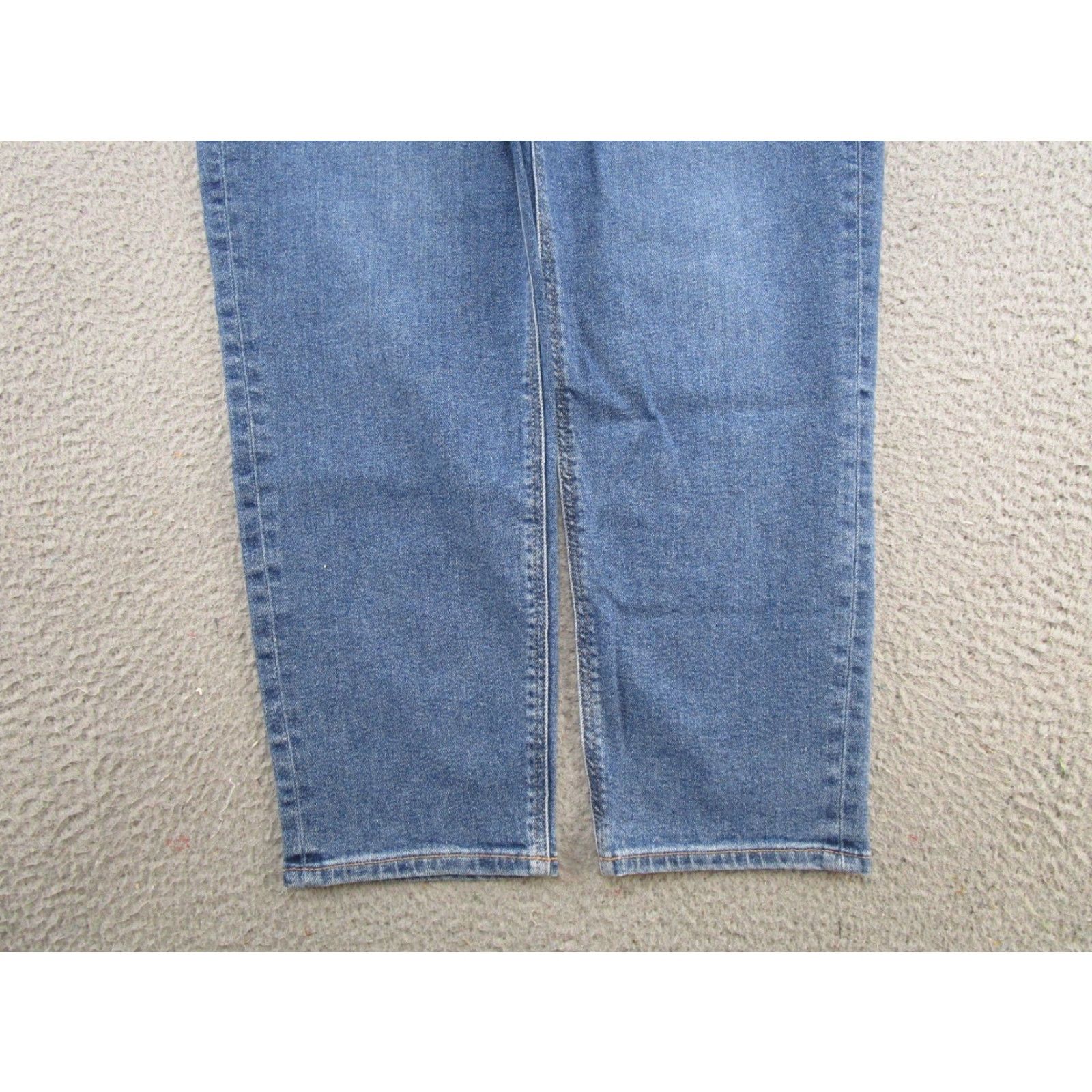 American Eagle Outfitters American Eagle Outfitters Jeans Stretch Blue Denim High Rise Mom Size 6 Short Medium Wash Womens 90s Style Size 28" / US 6 / IT 42 - 2 Thumbnail