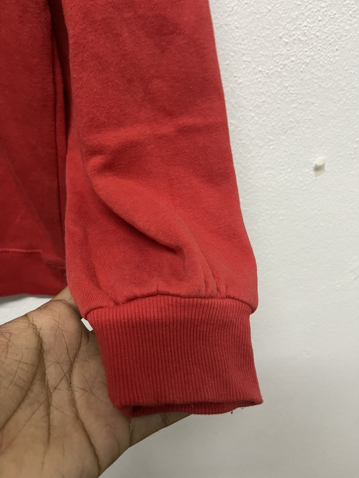 Billie Eilish × Divided × Vintage 2020 BILLIE EILISH SWEATSHIRT BIG PRINT FRONT SPELLOUT BACK Size US M / EU 48-50 / 2 - 7 Thumbnail