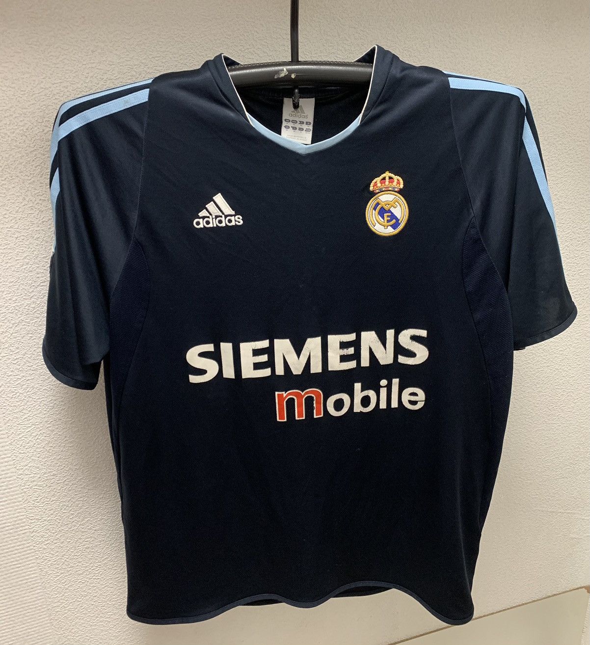 Adidas Adidas Real Madrid vintage soccer jersey M 2003 Siemens Mobi Size US M / EU 48-50 / 2 - 2 Thumbnail