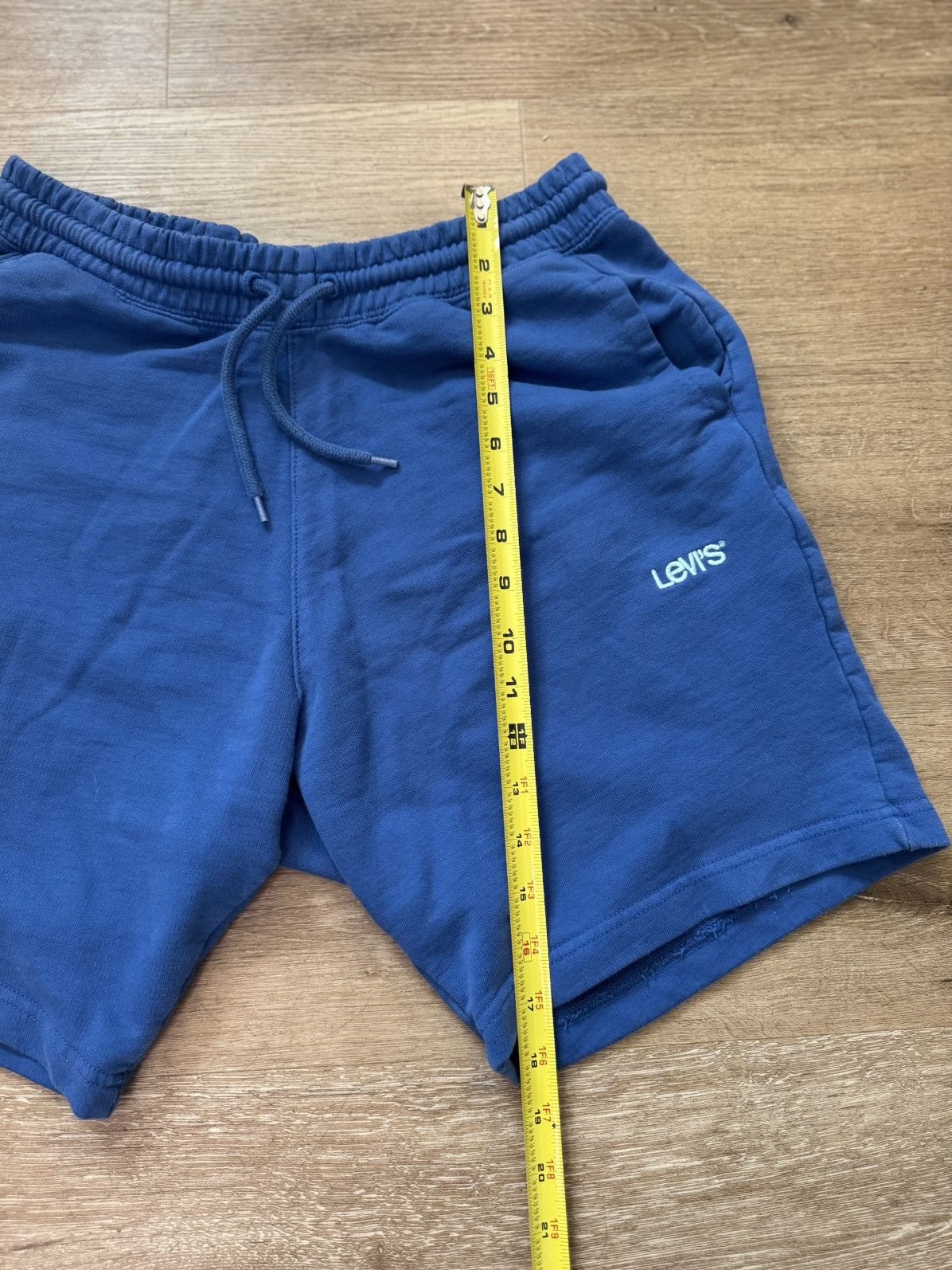 Levi's Levi’s Vintage Drawstring Sweat-shorts Small Size US 29 - 13 Thumbnail