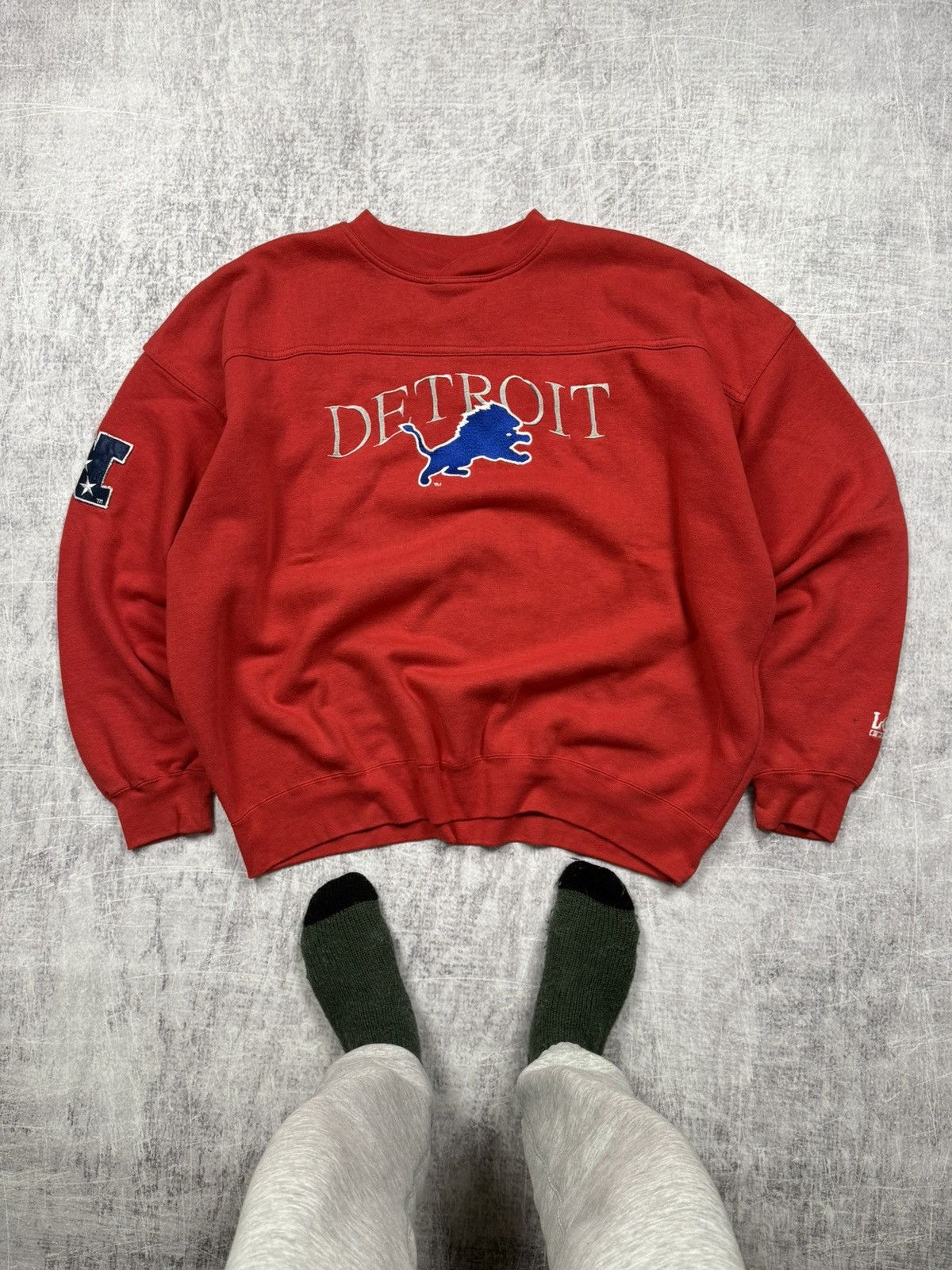 Lee 90s Red vintage Detroit Lions Lee sport oversized sweatshirt Size US XXL / EU 58 / 5 - 1 Thumbnail