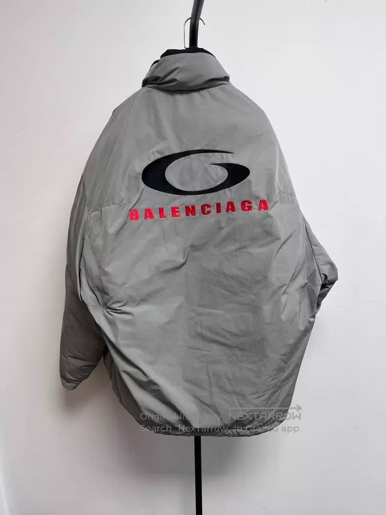 Balenciaga Balenciaga Two-Sided Wearable Down Jacket Size US XS / EU 42 / 0 - 2 Thumbnail