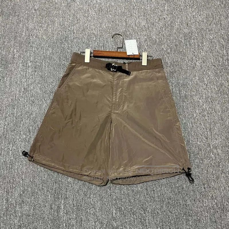 Dior Dior Khaki Men's Shorts for Spring and Autumn . Size US 27 - 1 Thumbnail