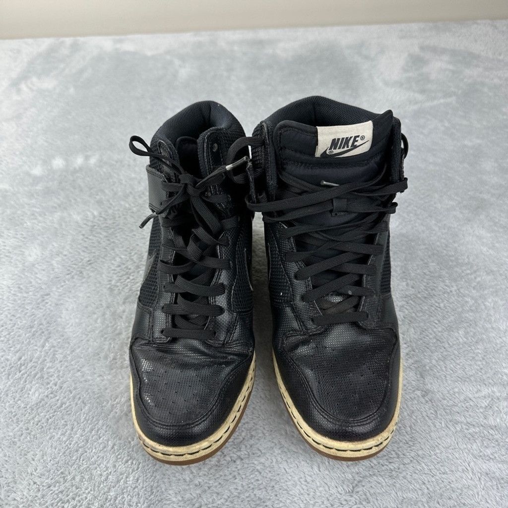 Nike Nike Women Sz 9.5 US/7 UK/41 EU Dunk Sky Hi Black Essential Size US 9.5 / IT 39.5 - 12 Thumbnail