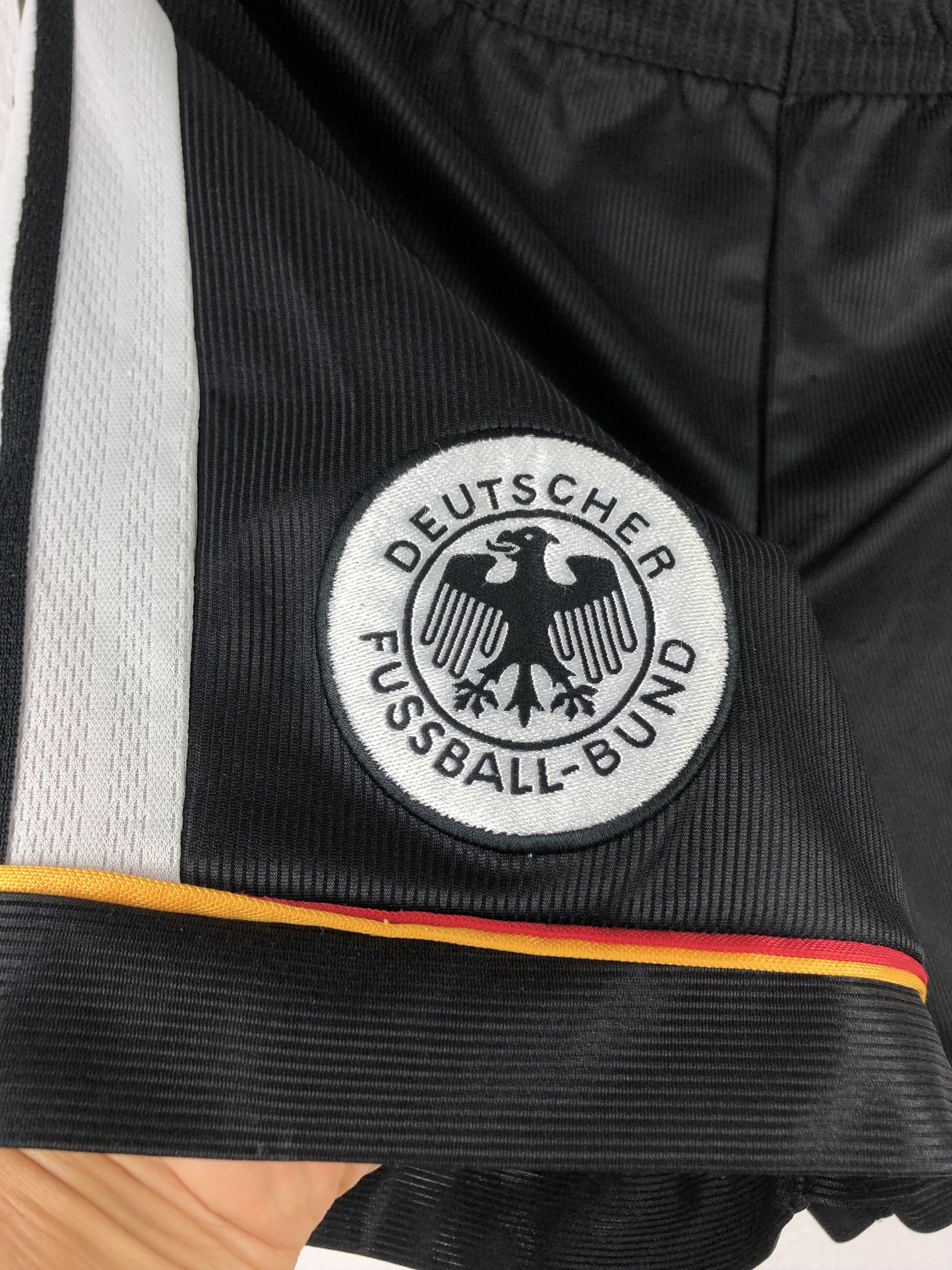Adidas Vintage 90's Adidas Germany Football Track Shorts Soccer Size US 32 / EU 48 - 4 Thumbnail