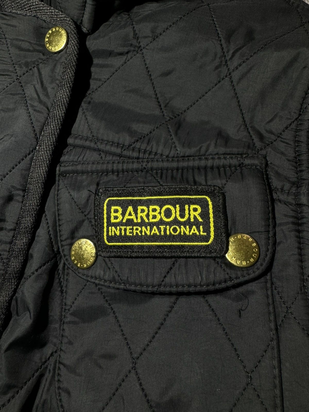 Barbour × Vintage Barbour International Black “Polar Quilt” Lined Jacket Size S / US 4 / IT 40 - 4 Thumbnail