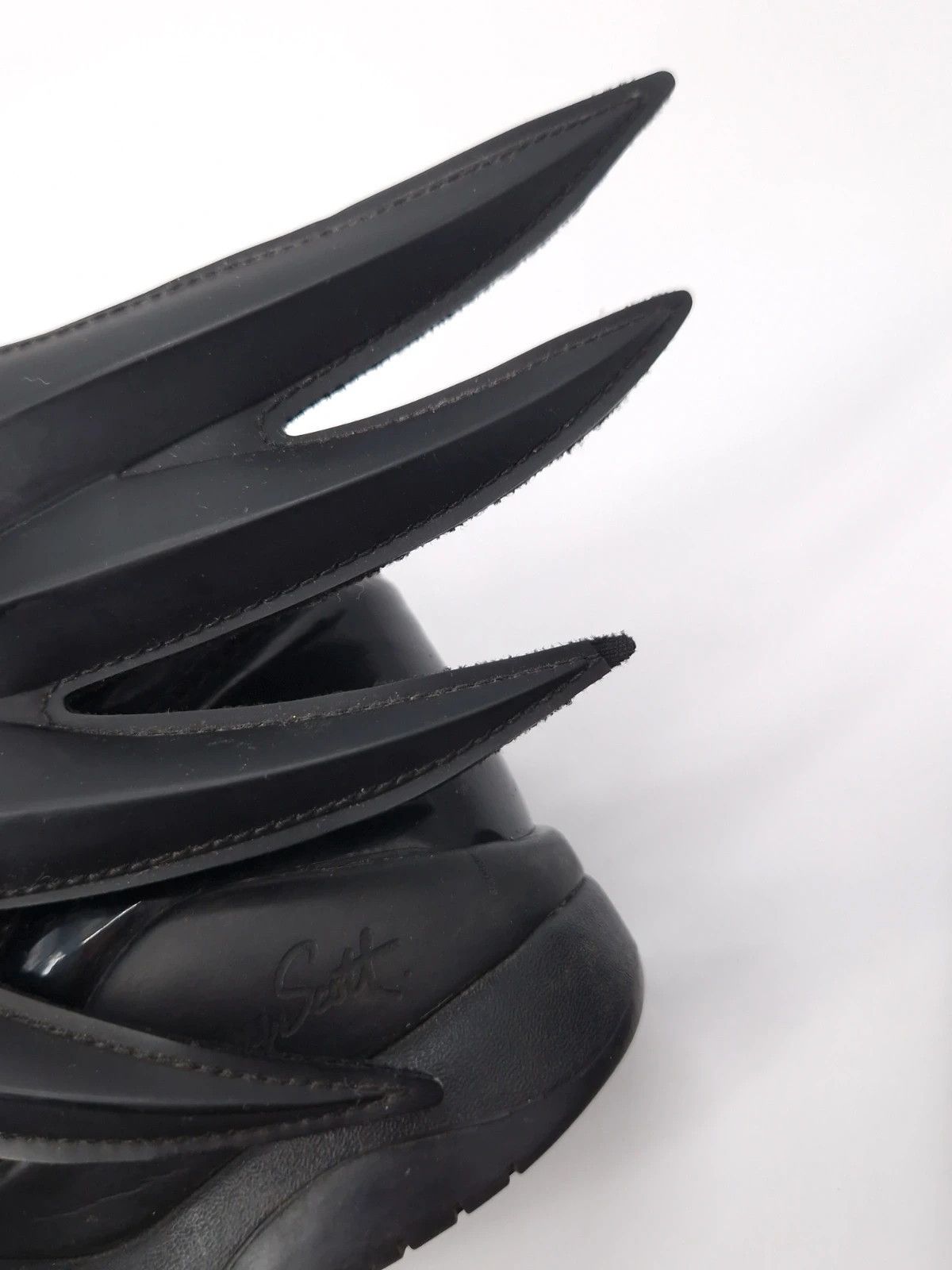Adidas × Jeremy Scott Adidas by Jeremy Scott JS Wings 3.0 Dark Knight Batman Shoes Size US 9 / IT 39 - 14 Thumbnail