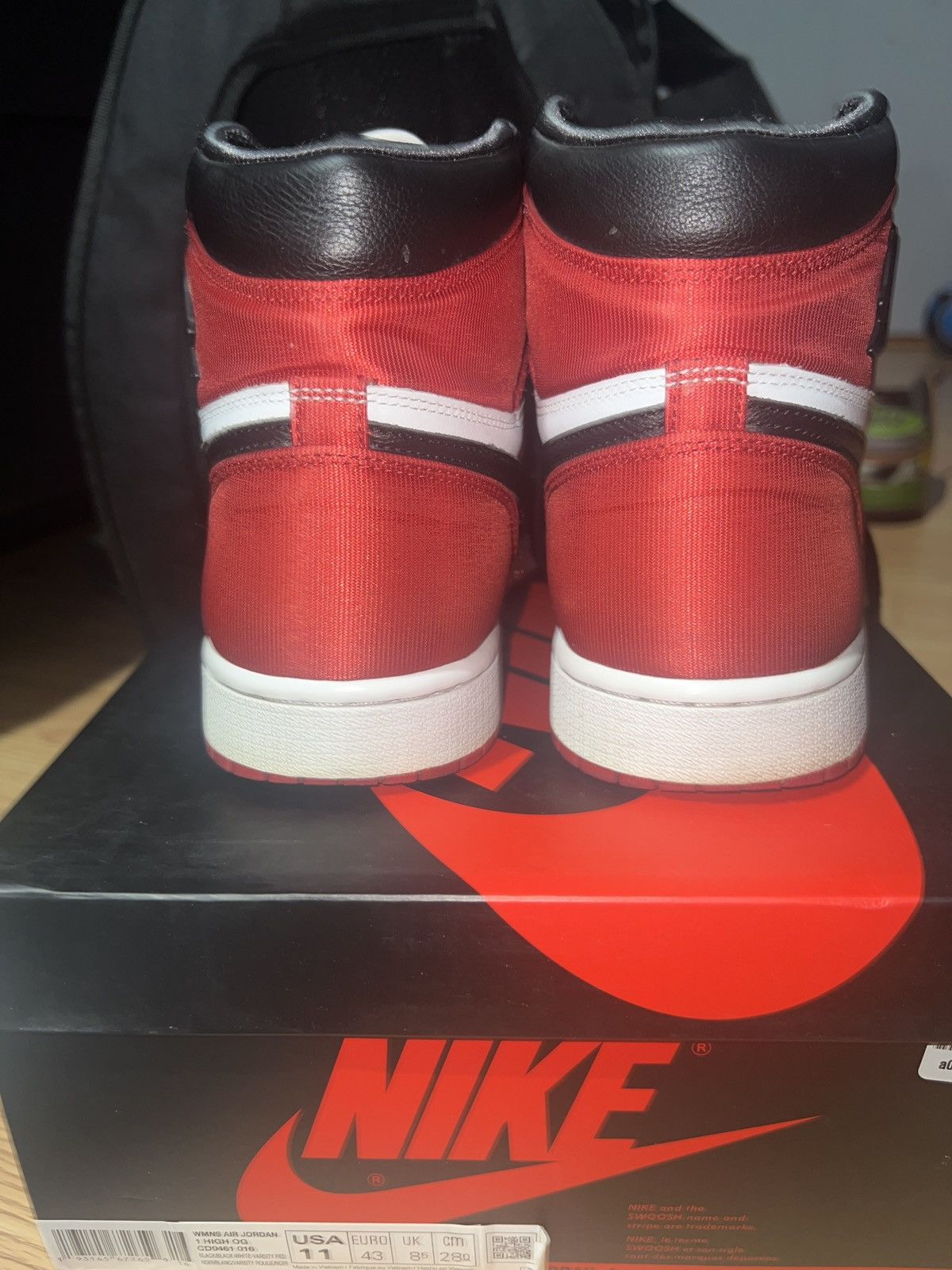 Nike NIKE BLACK TOE JORDAN 1 Mens 9 Size US 9 / EU 42 - 8 Thumbnail