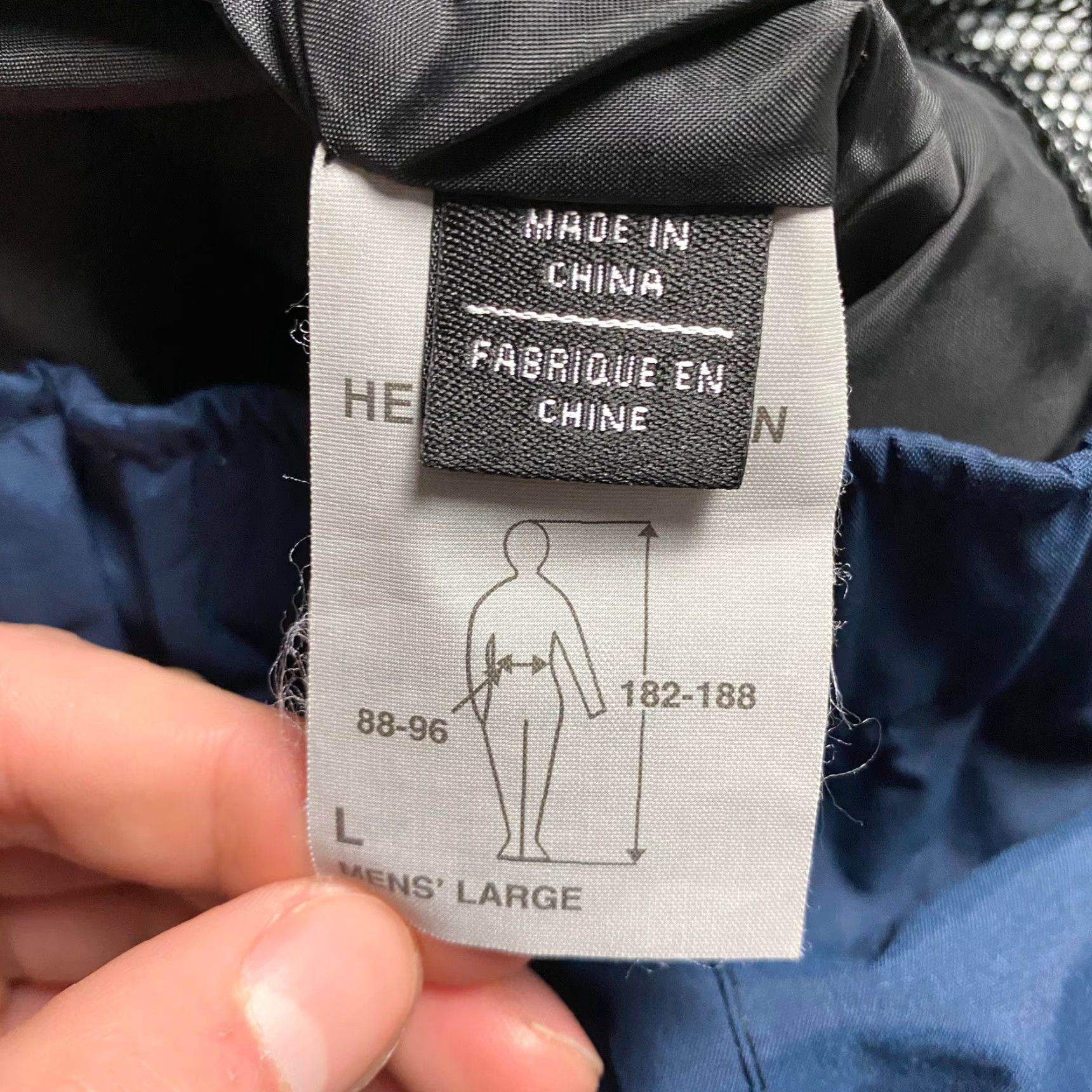 Helly Hansen VINTAGE HELLY HANSEN Water/Windproof Shell Pants EMT Large Hellytech Workwear Pathogen Navy Blue Men L Pants Pathogen Resistance 90s? Size US 33 - 7 Thumbnail
