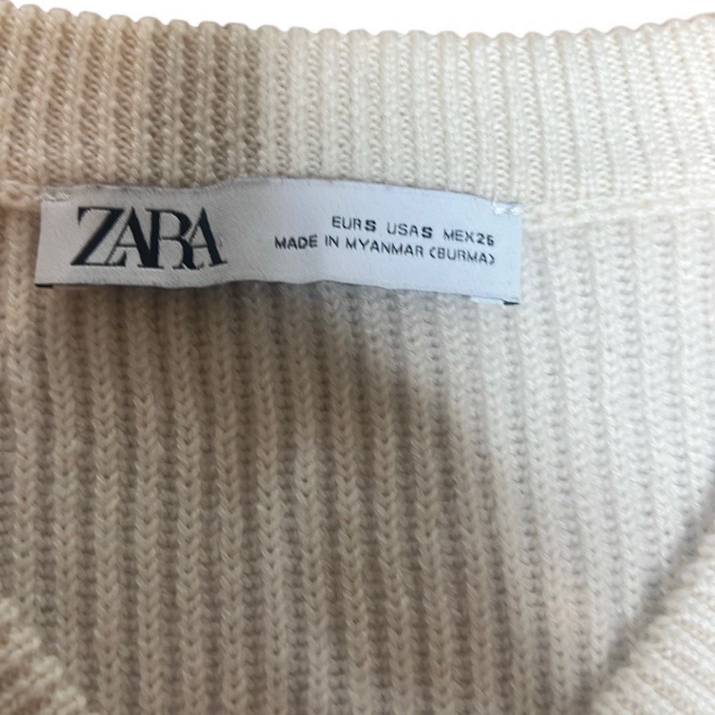 Zara Zara White Wool V-neck Ribbed Sweater Size S / US 4 / IT 40 - 9 Thumbnail