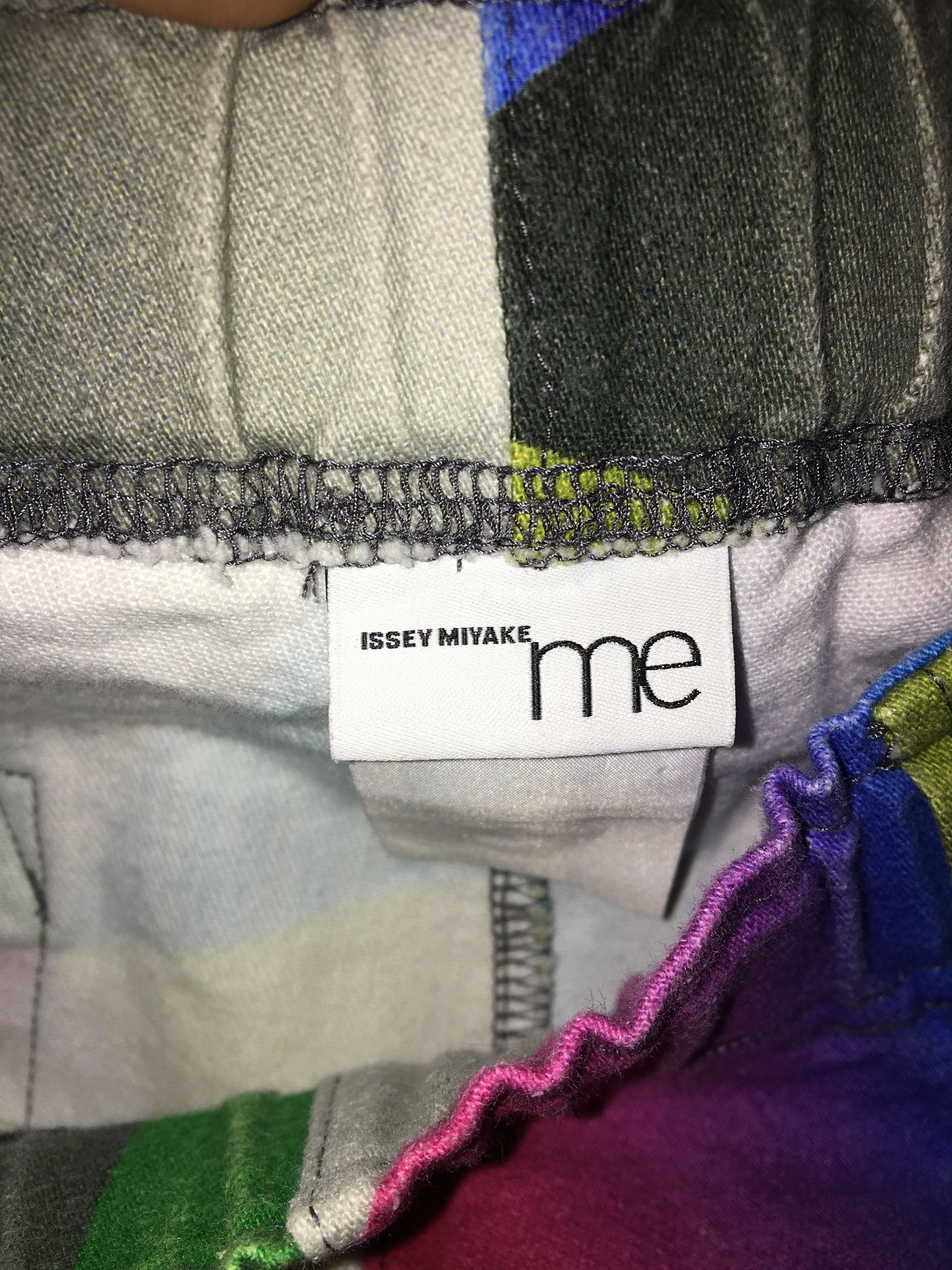 Designer PANTS ISSEY MIYAKE ME MULTICOLOR Size US 29 - 7 Thumbnail