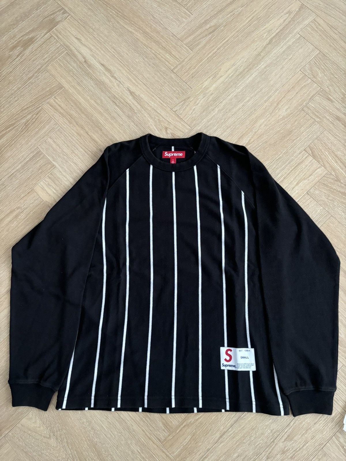 Supreme Stripe Raglan L/S Top L 黒 最終値下！Supreme STRIPE RAGLAN L/S Top Black - メルカリ
