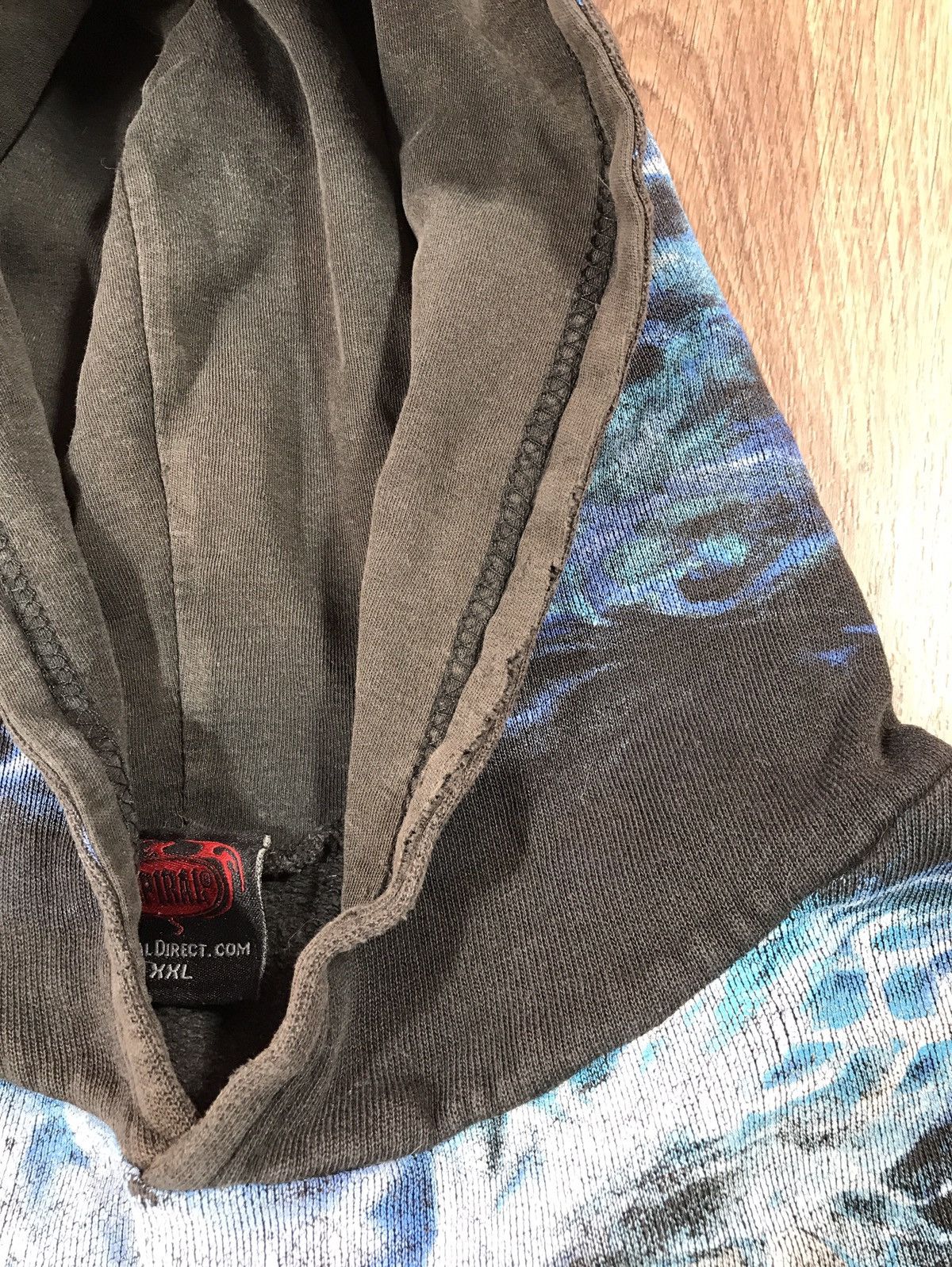 Vintage Vintage Distressed Spiral Skull Hoodie Size US XXL / EU 58 / 5 - 22 Thumbnail