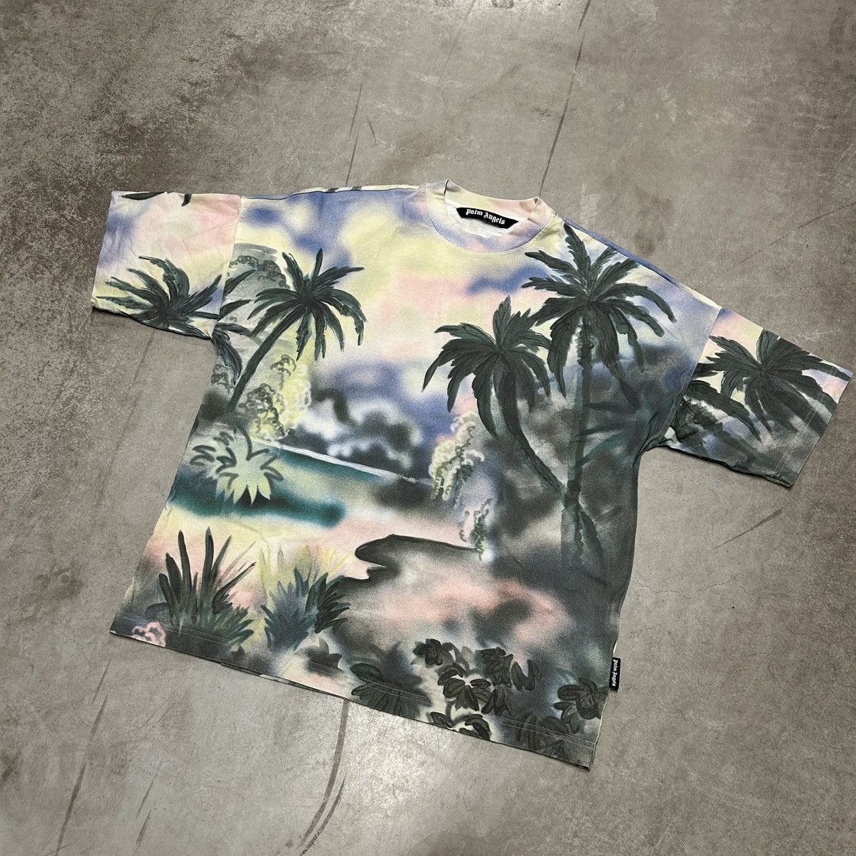 Palm Angels Palm Angels Trees Logo T-shirt Fullprint Multicolour Boxy Size US M / EU 48-50 / 2 - 3 Thumbnail