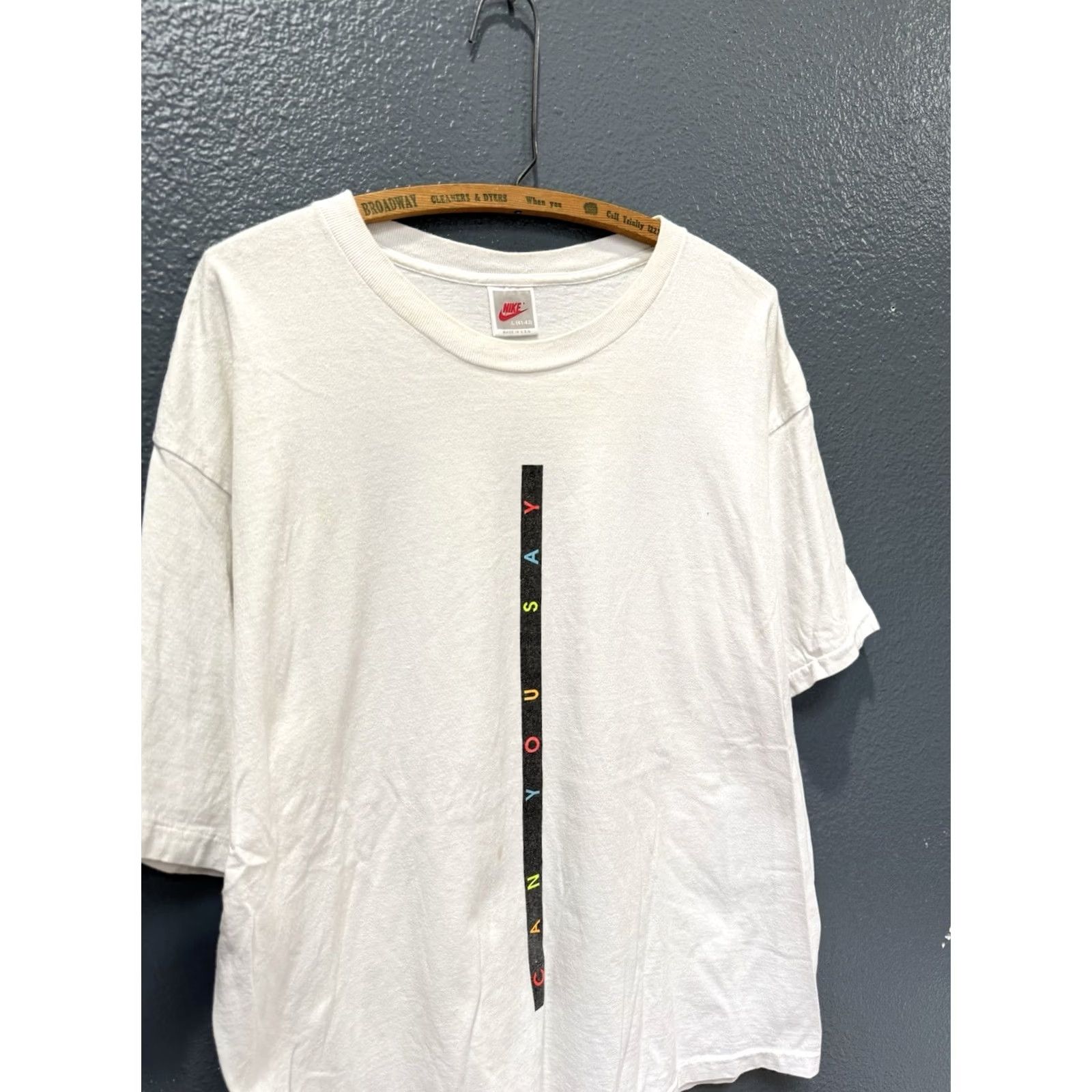 Nike VINTAGE Nike Swoosh Tee Shirt White Cotton T-Shirt 90s Size L Mens USA Size US L / EU 52-54 / 3 - 3 Thumbnail
