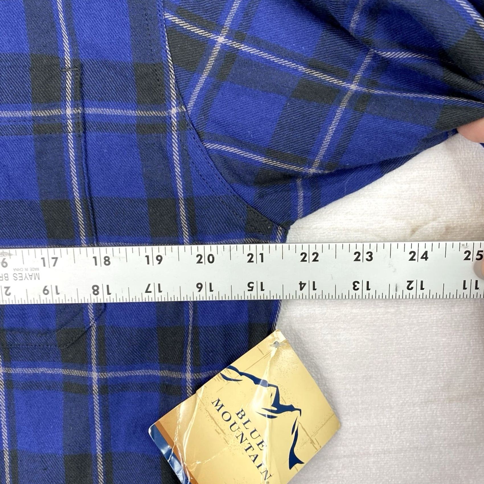 The Mountain Blue Mountain Blue Mountain Flannel Shirt Mens M Plaid Button-Up Long Sleeve Casual Workwear Cotton Flannel Shirt Mens M Blue Casual Size US M / EU 48-50 / 2 - 6 Thumbnail