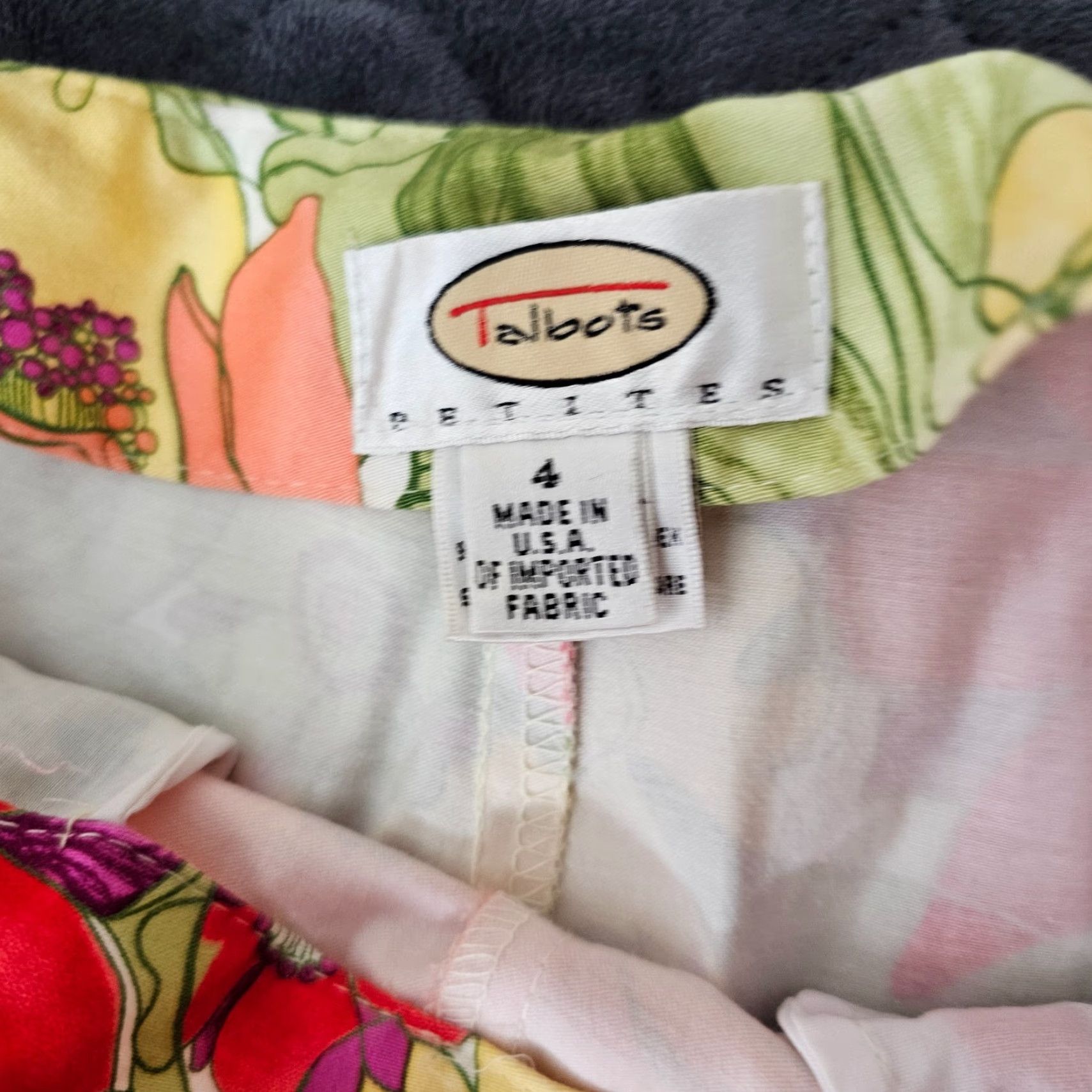 Talbots Talbot Talbots Petite Women Pants Green Floral Pattern Crop Side Zipper Pull On Size 4 Size 27" / US 4 / IT 40 - 2 Thumbnail