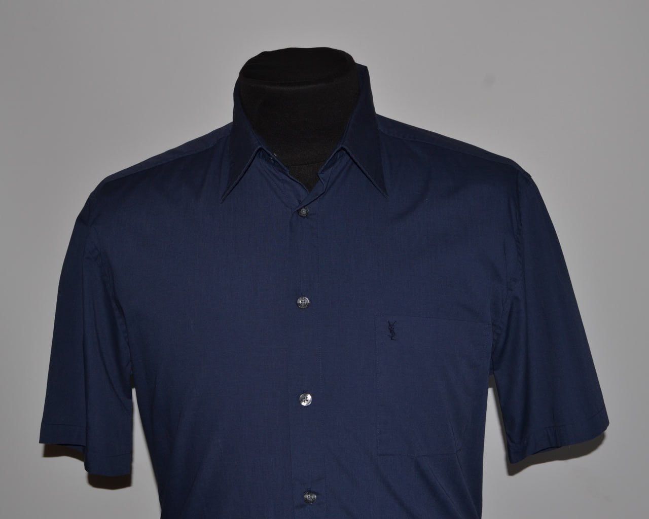 Yves Saint Laurent Yves Saint Laurent Shirt Short Sleeve size L Size US L / EU 52-54 / 3 - 2 Thumbnail