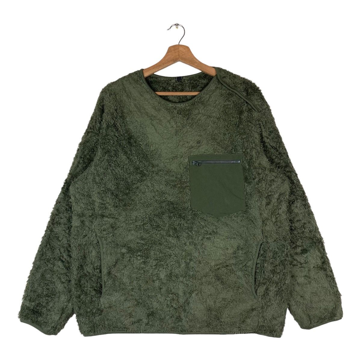 Uniqlo Uniqlo Single Pocket Pullover Jumper Fleece Sweatshirt Size US XL / EU 56 / 4 - 1 Thumbnail