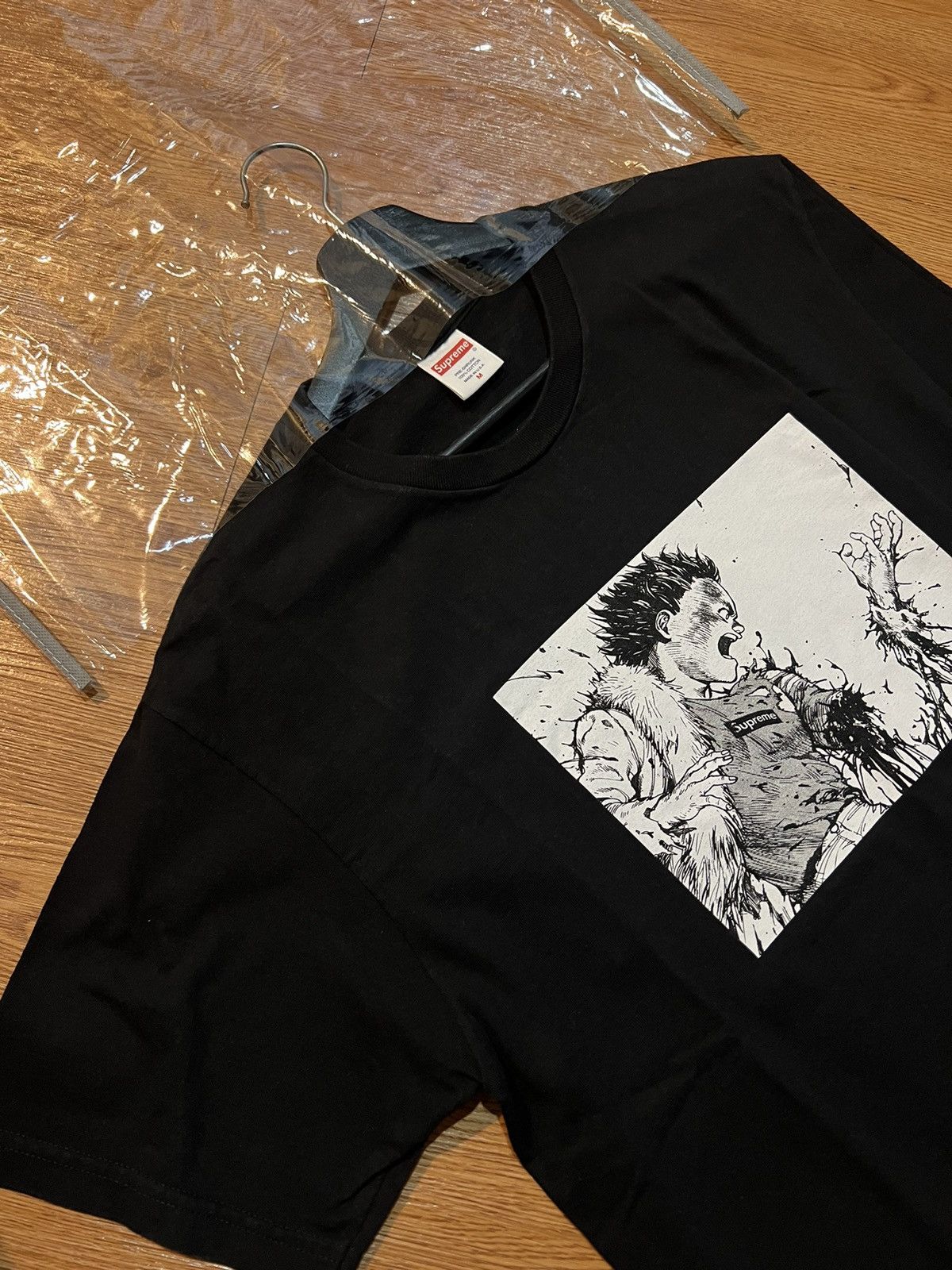 Supreme Supreme akira Size US M / EU 48-50 / 2 - 2 Thumbnail