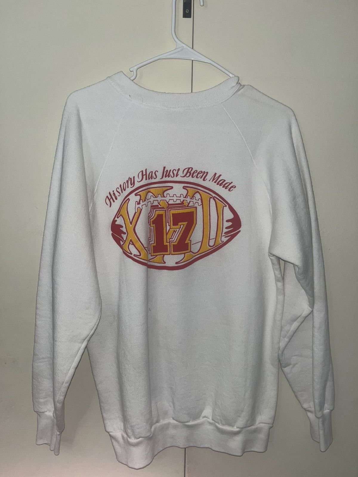NFL 1988 Doug Williams Touch of Class Crewneck Size US L / EU 52-54 / 3 - 2 Thumbnail