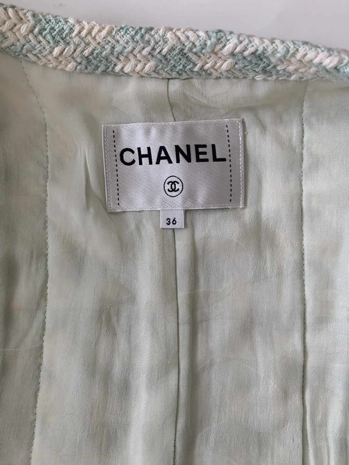 Chanel CHANEL 2023 RUNWAY MINT ECRU TWEED CROP JACKET SIZE 36 Size S / US 4 / IT 40 - 5 Thumbnail