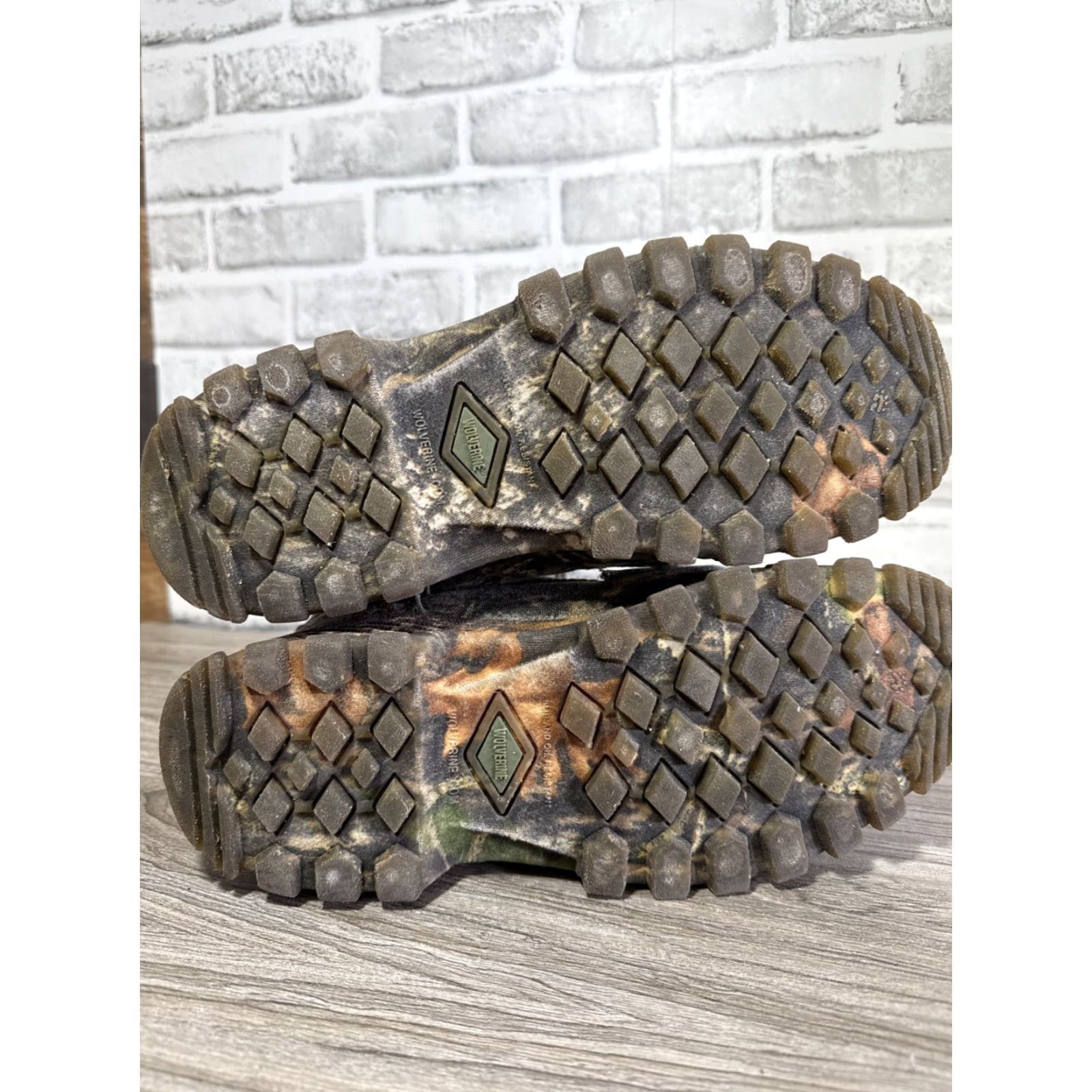 Vintage Wolverine Mossy Oak Gore-Tex Thinsulate Camo Boots Size 9M Mens Adult Brown Boots Camouflage Workwear Leather? Rubber Outsole Size US 9 / EU 42 - 6 Thumbnail