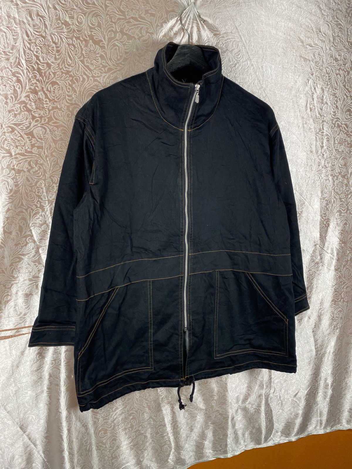 Japanese Brand Vintage Claudio Valentino Paris Black Zip Jacket Minimalist Size L / US 10 / IT 46 - 5 Thumbnail