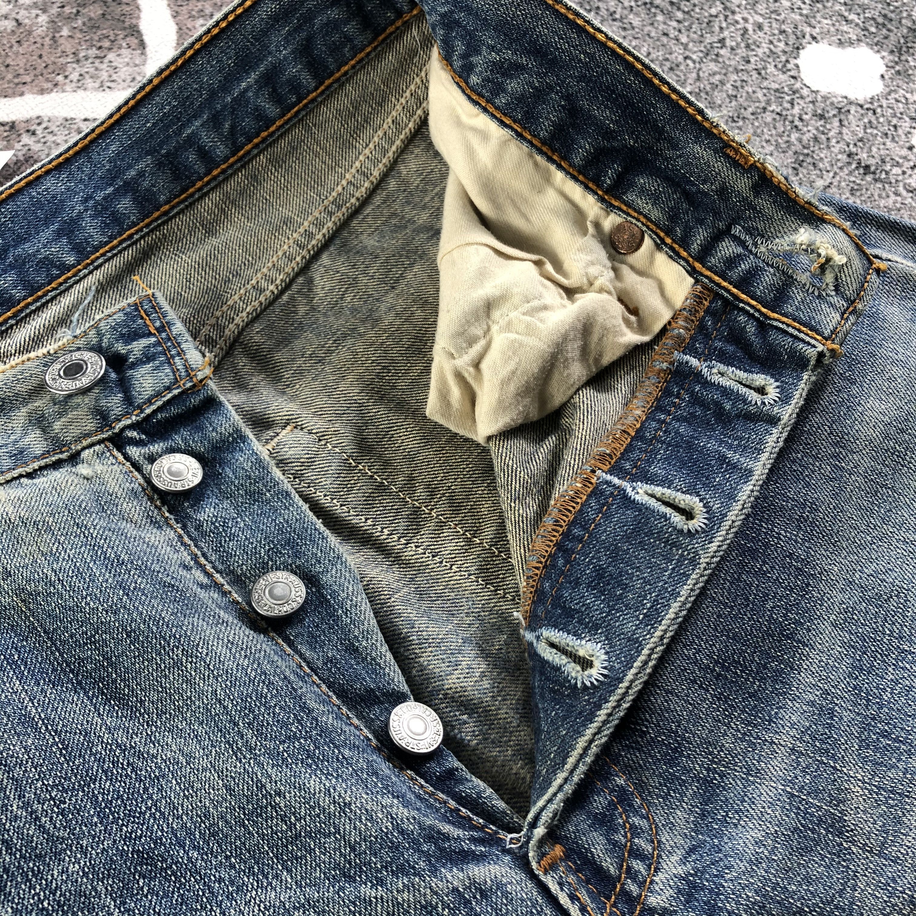 Levi's 90s Vintage Levis 501 Jeans Distressed Denim KJ2281 Size US 28 / EU 44 - 8 Thumbnail