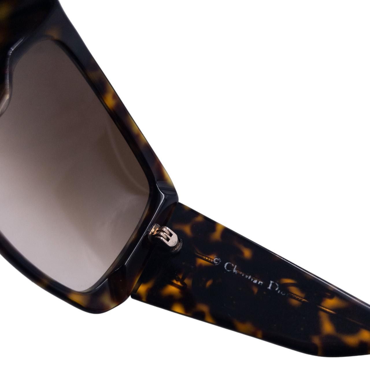 Dior Vintage Dior Tortoise Shell Sunglasses Size ONE SIZE - 5 Thumbnail