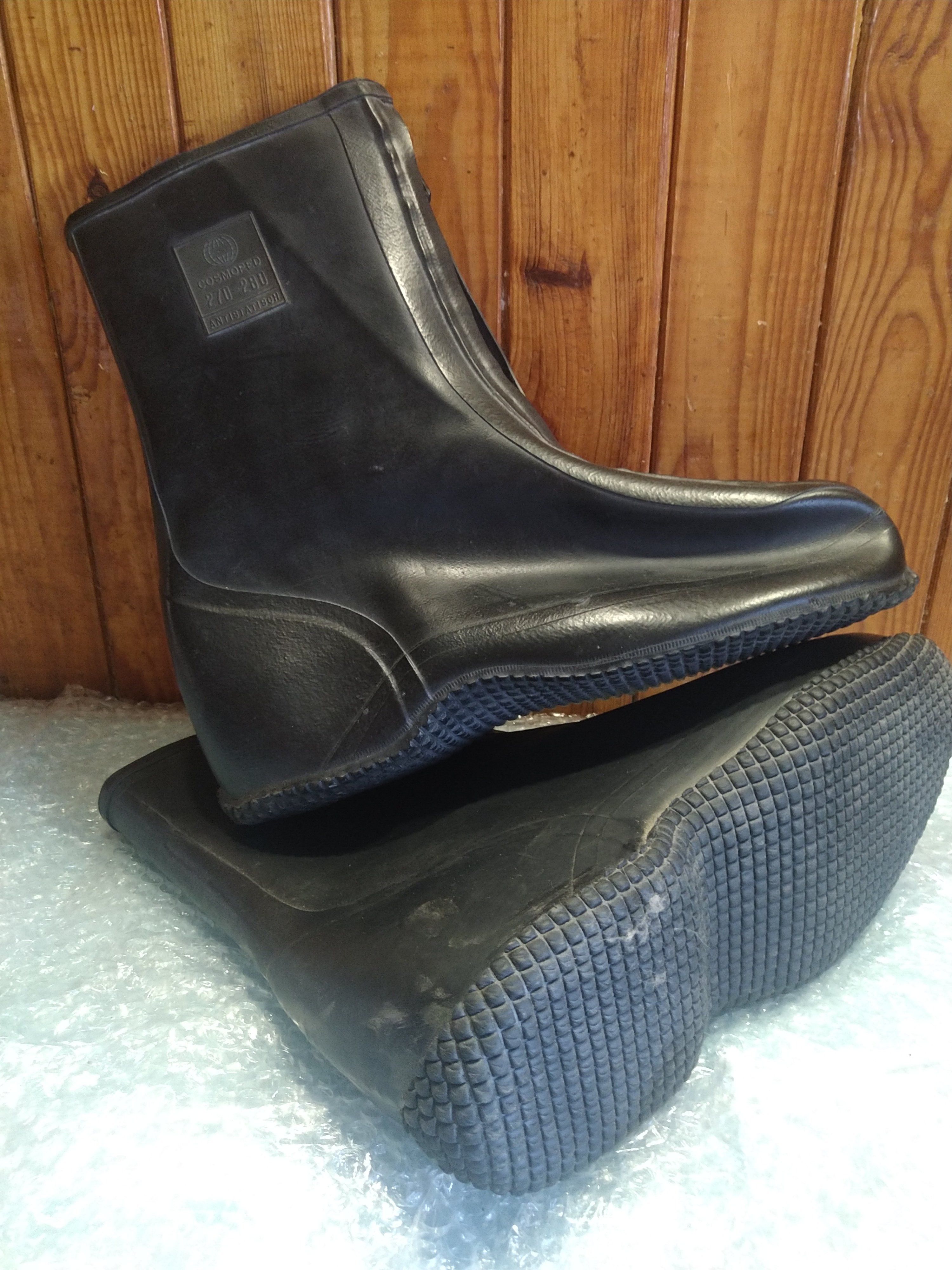image of Vintage 90's Combat Waterproof Boots in Black, Men's (Size 9.5)