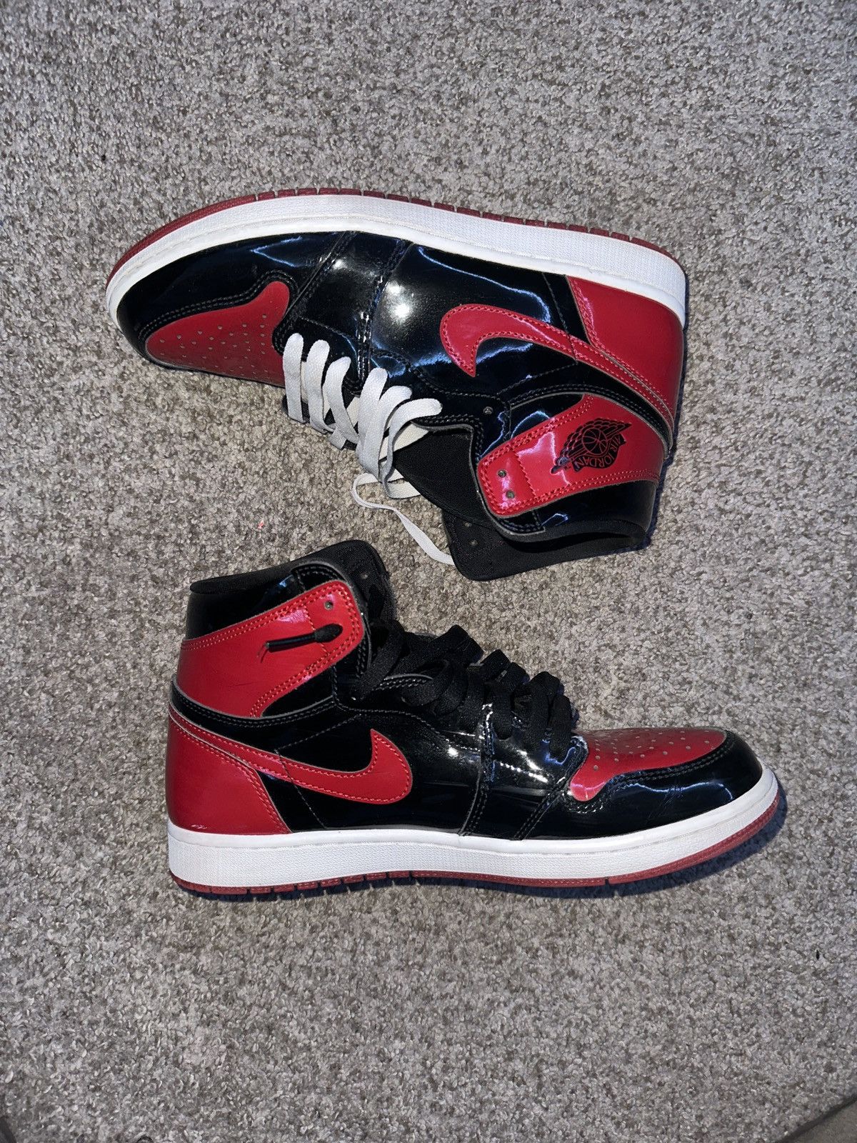 Jordan Brand Jordan 1 Patent Bred Size US 10.5 / EU 43-44 - 5 Thumbnail