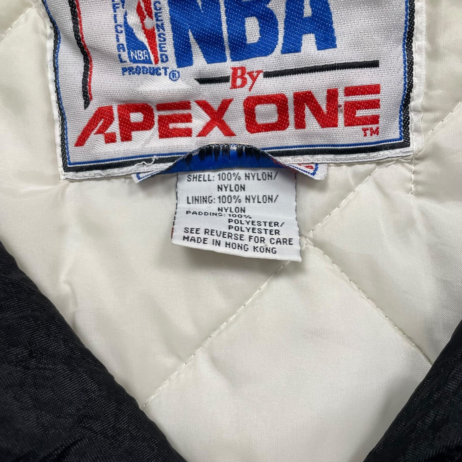 NBA VTG 90s CHARLOTTE HORNETS APEX ONE FULL ZIP PUFFER JACKET XL Size US XL / EU 56 / 4 - 8 Thumbnail