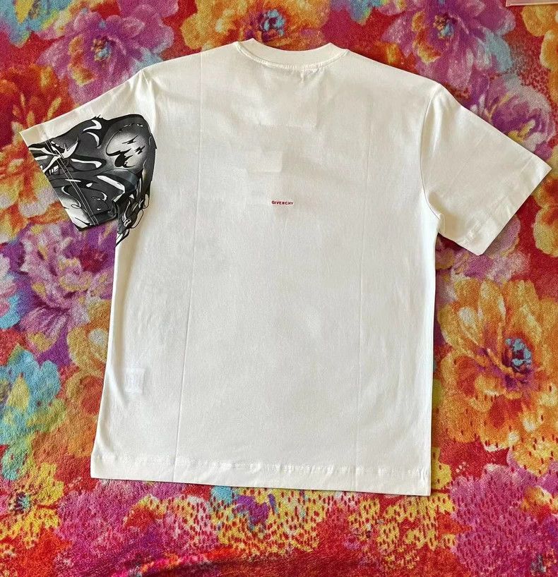 Givenchy Givenchy Short Sleeve T-Shirt Size US M / EU 48-50 / 2 - 5 Thumbnail