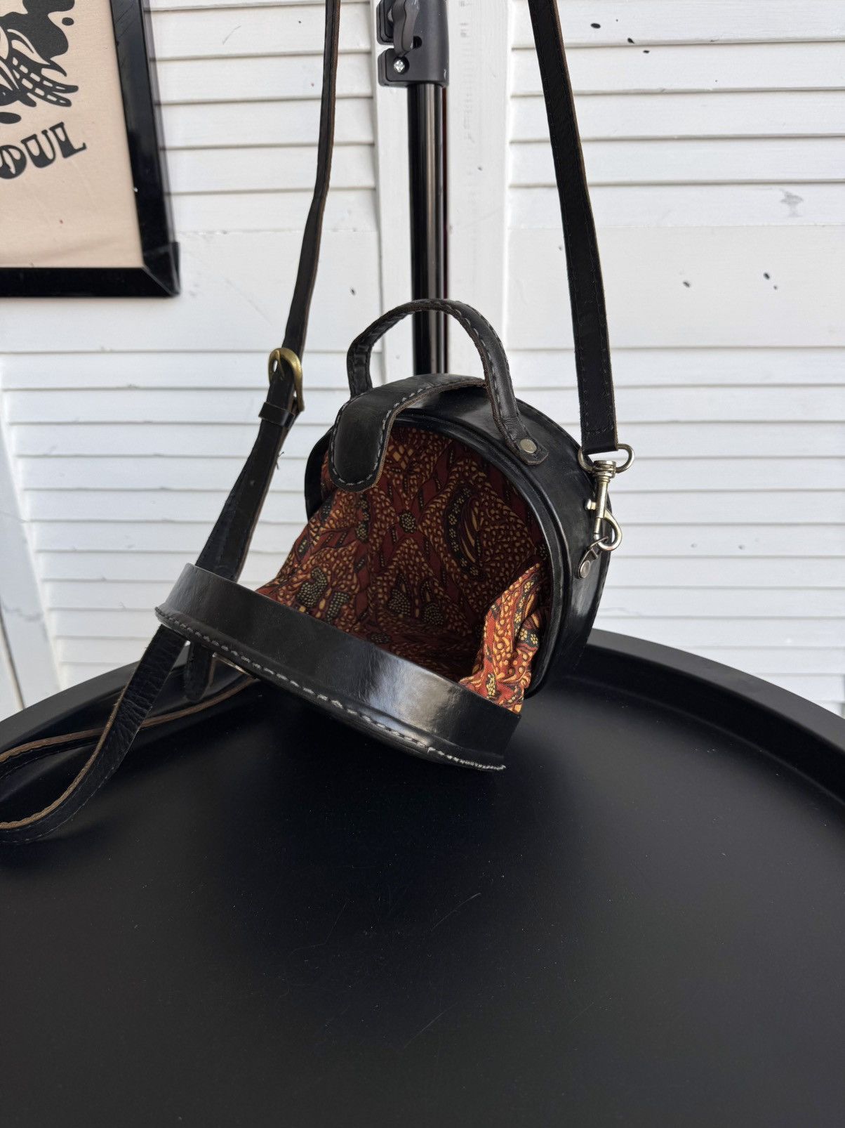 Vintage Vintage Handcrafted Leather Mini Bag Hard Shell Artisan Made Size ONE SIZE - 12 Thumbnail