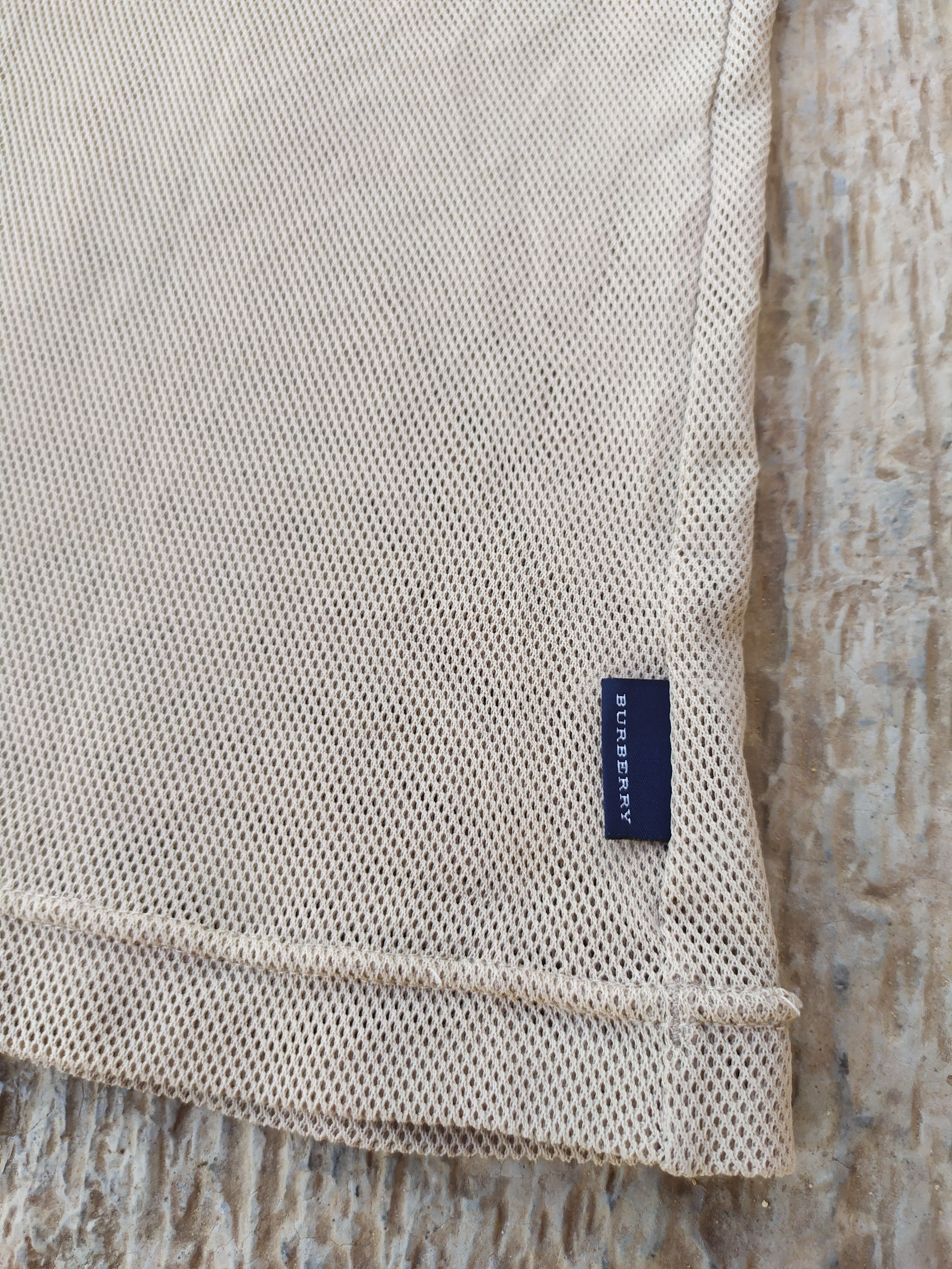 Burberry Burberry mesh t-shirt Size M / US 6-8 / IT 42-44 - 2 Thumbnail