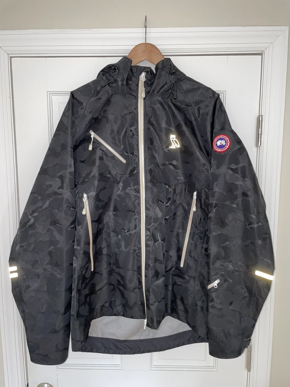 Canada Goose × October's Very Own OVO Canada Goose Timber Shell Jacket Black Camo Size US XL / EU 56 / 4 - 2 Thumbnail