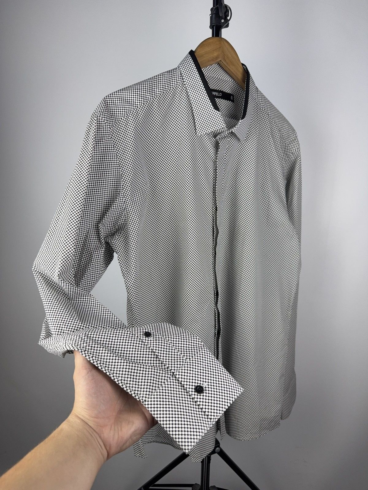 Karl Lagerfeld Luxury Designer 00s Karl Lagerfeld Dot pattern shirt Size US XL / EU 56 / 4 - 4 Thumbnail