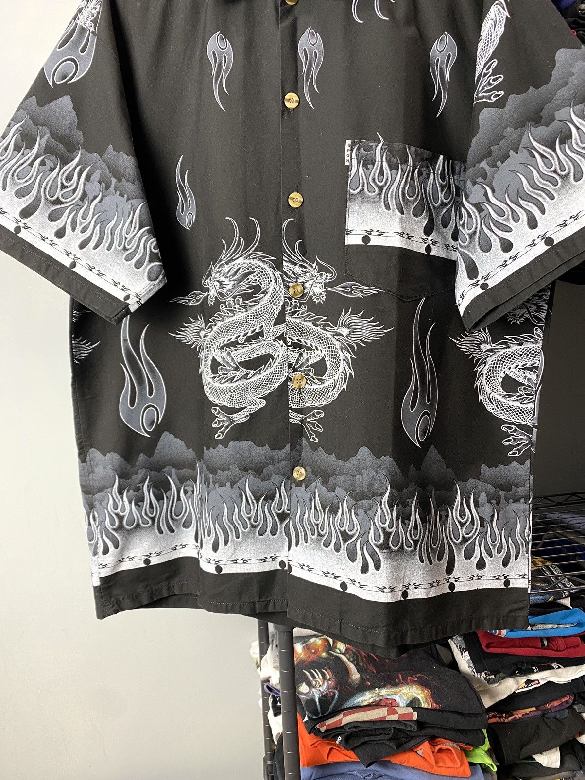 Vintage Vintage 1990’s Surf Design Dragon Shirt Y2K Abstract Art Size US XL / EU 56 / 4 - 3 Thumbnail