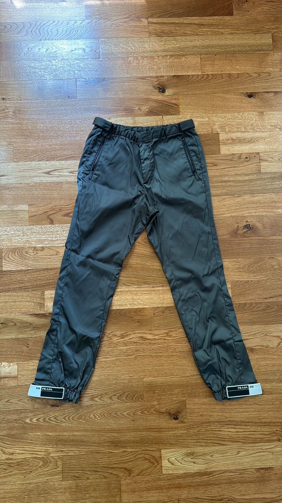 Prada Prada Garbadine Nylon Trousers Size US 34 / EU 50 - 2 Thumbnail
